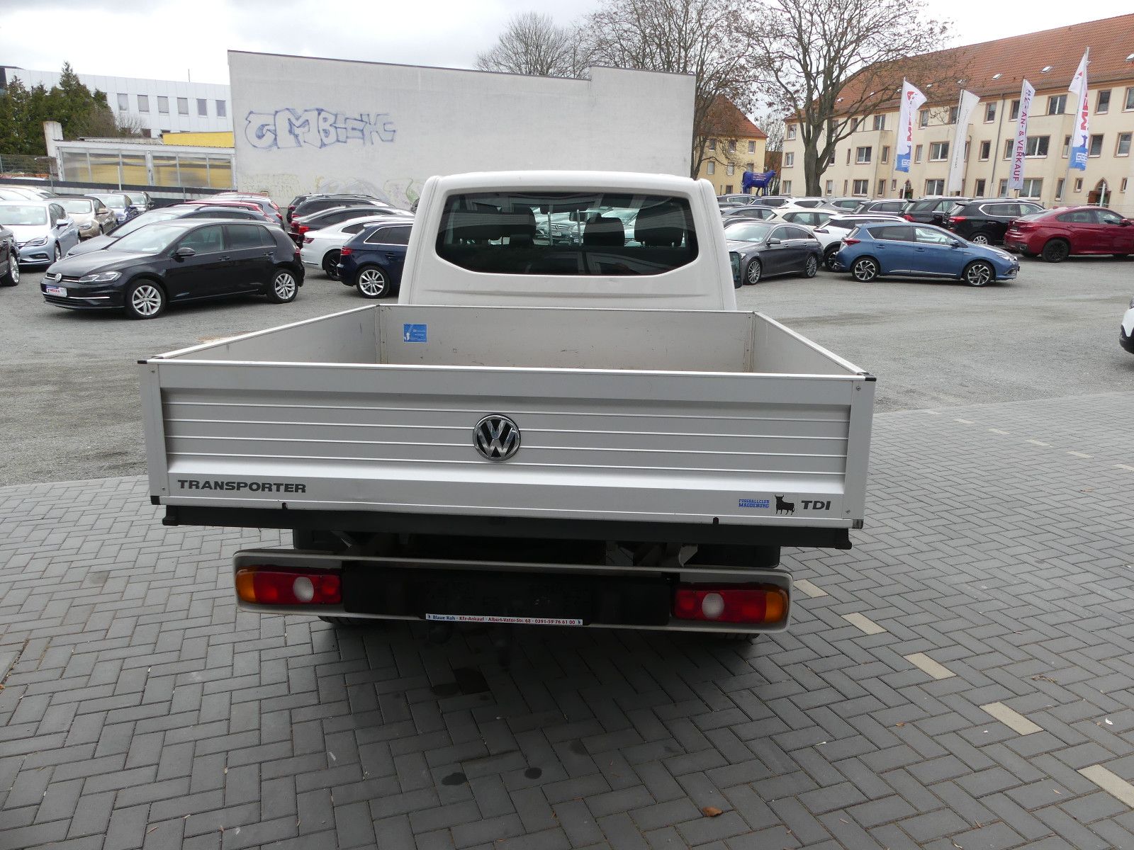 Fahrzeugabbildung Volkswagen T6 Transporter Pritsche Pritsche Doppelkabine la