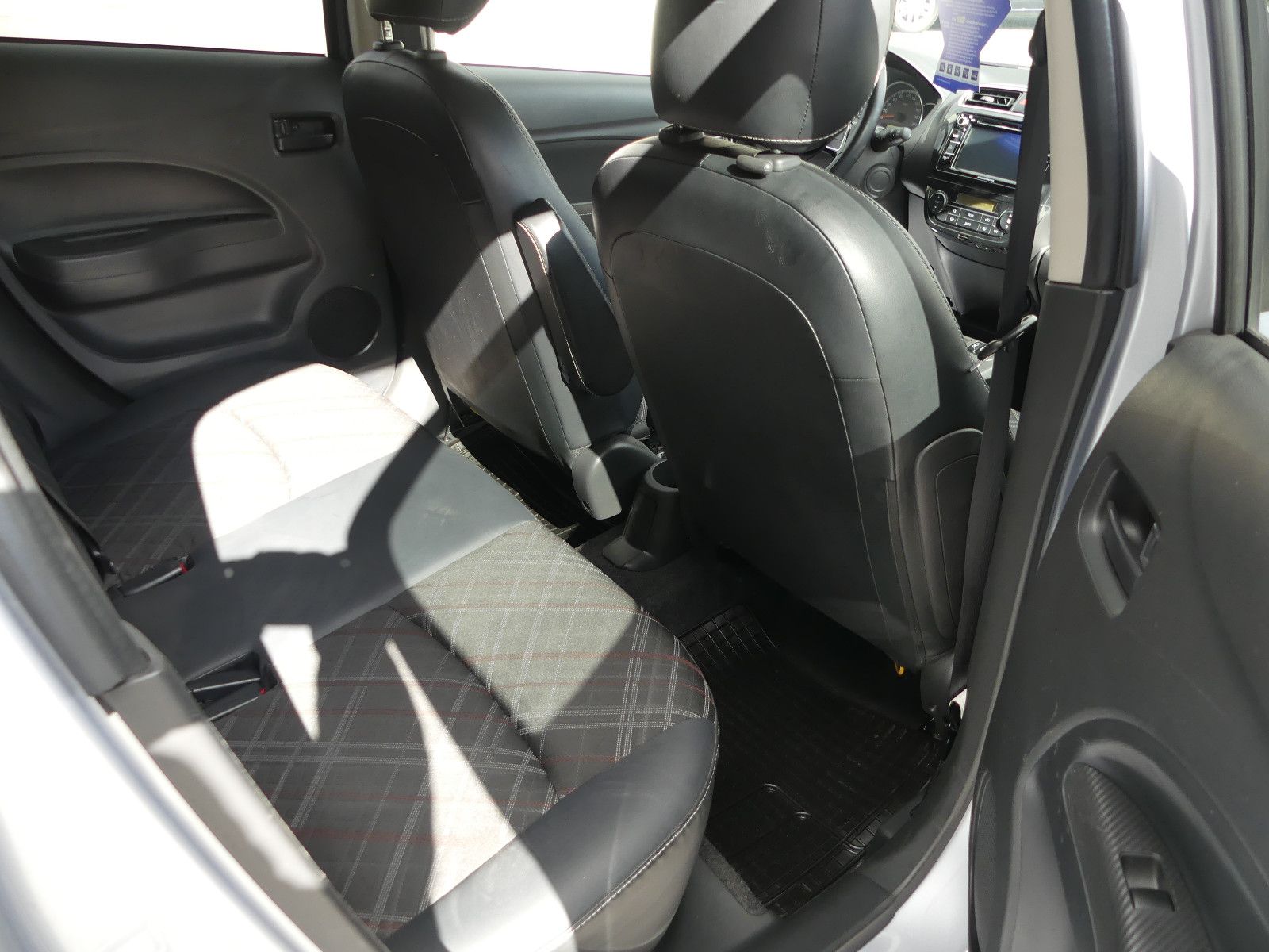 Fahrzeugabbildung Mitsubishi Space Star Active+"AUTOMATIK"21TKM"