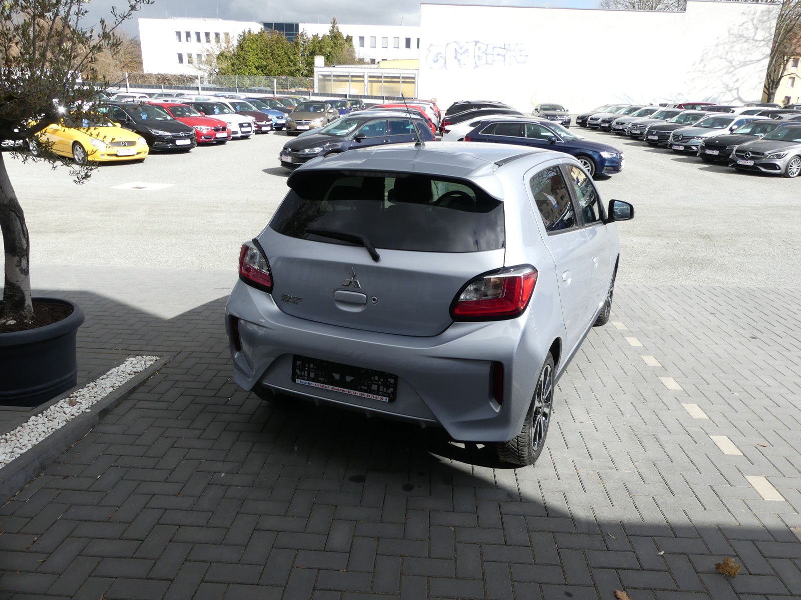 Fahrzeugabbildung Mitsubishi Space Star Active+"AUTOMATIK"21TKM"