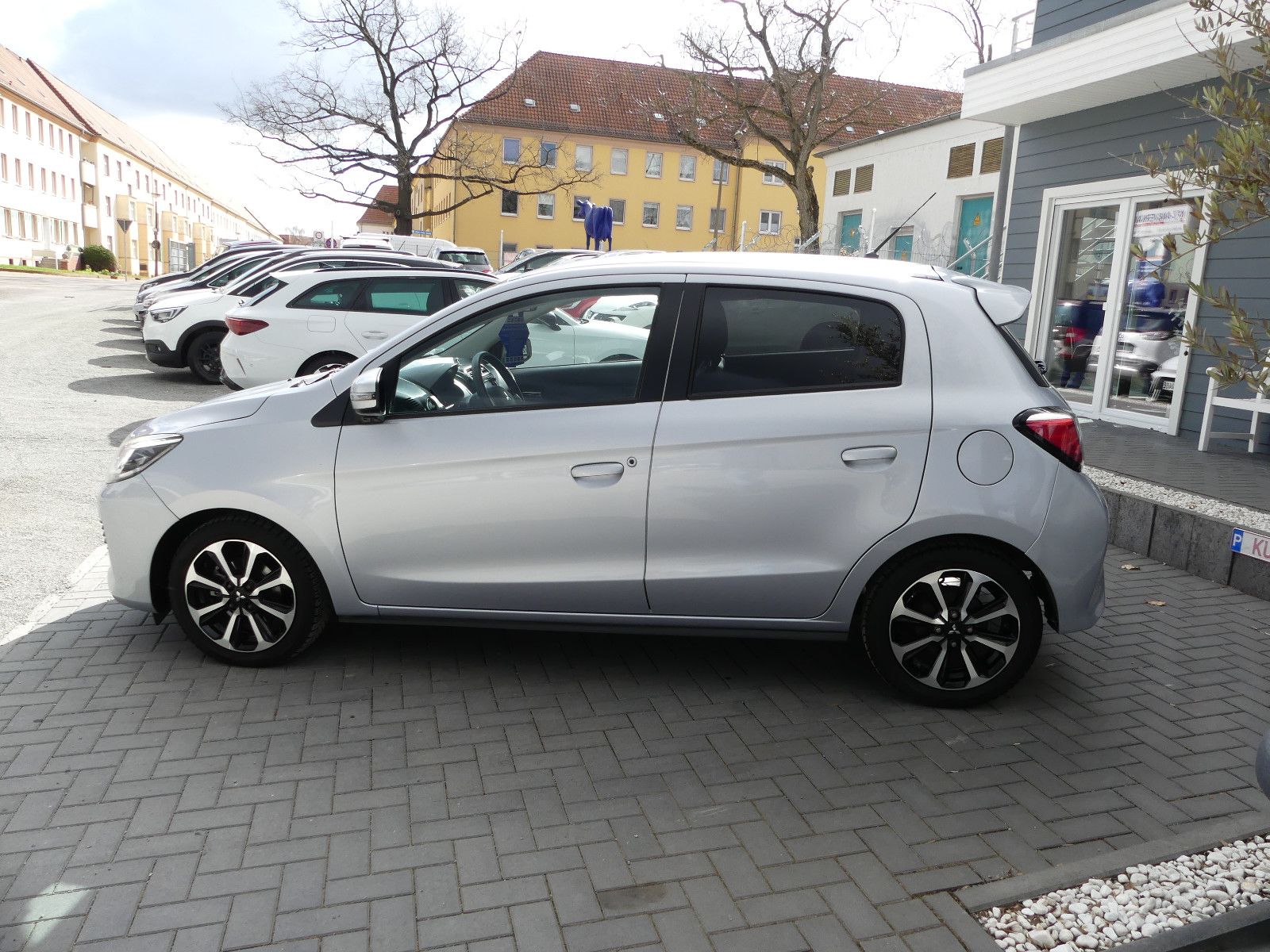 Fahrzeugabbildung Mitsubishi Space Star Active+"AUTOMATIK"21TKM"