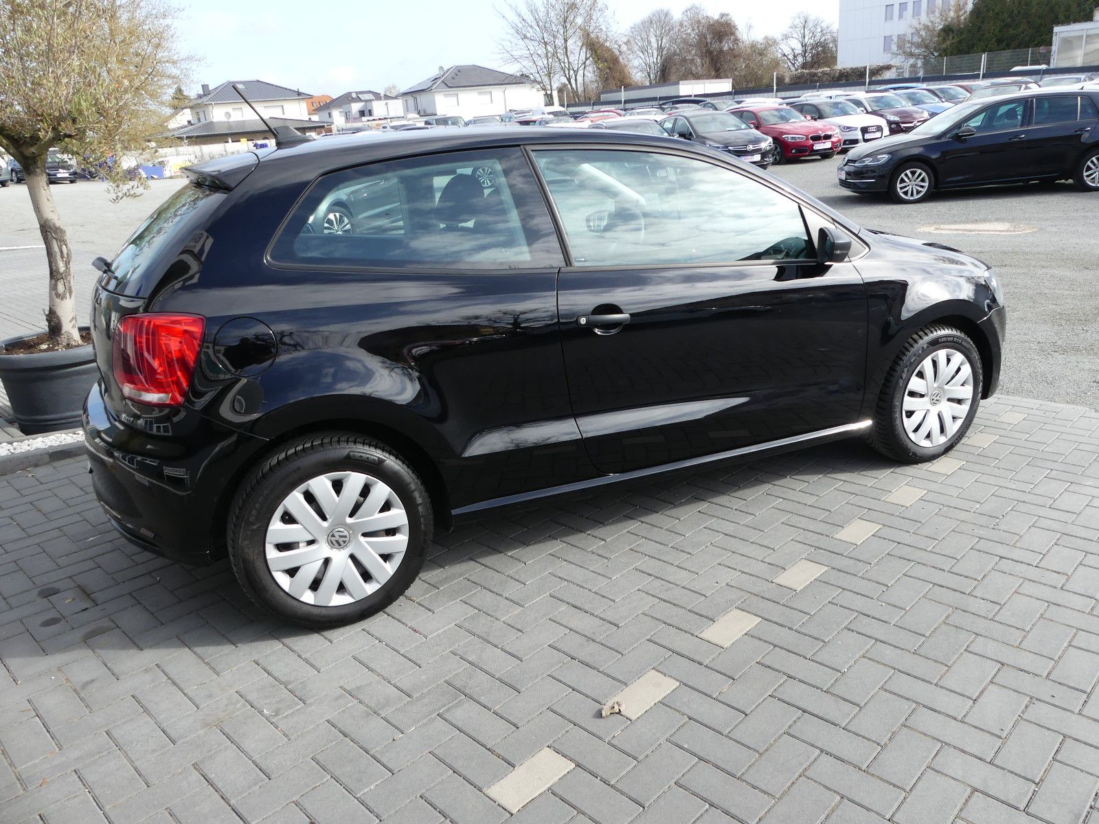 Fahrzeugabbildung Volkswagen Polo V Trendline