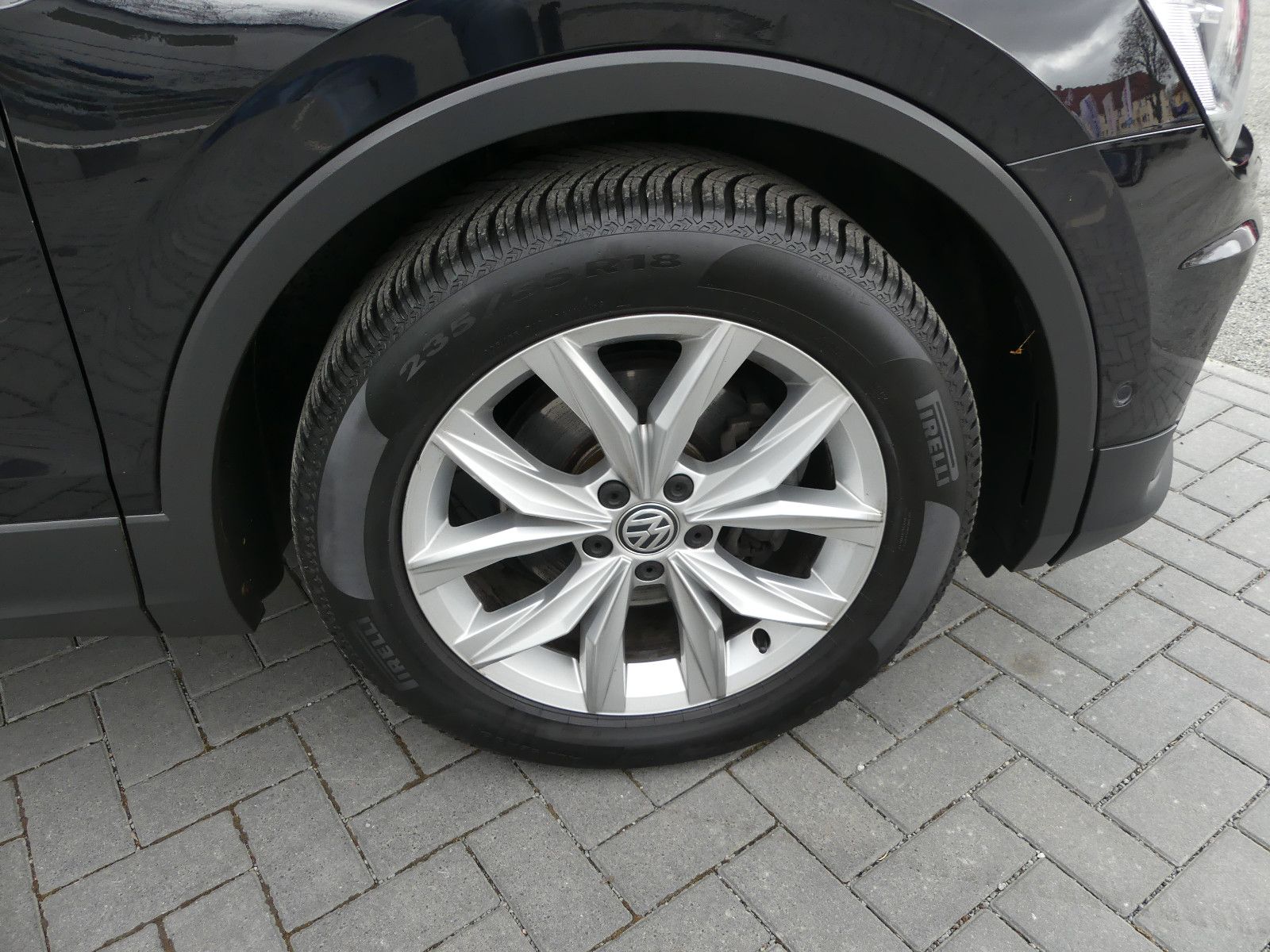 Fahrzeugabbildung Volkswagen Tiguan Join Start-Stopp, Automatik