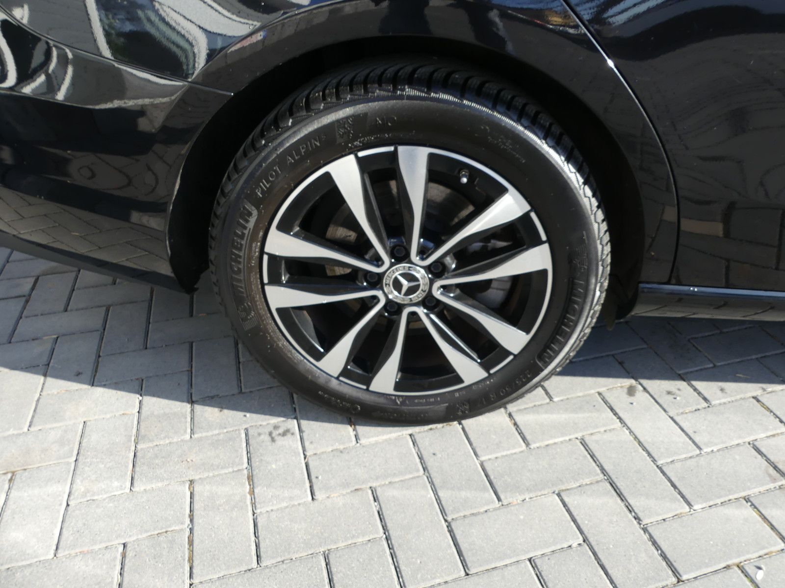 Fahrzeugabbildung Mercedes-Benz C 180 C Limousine C 180, Avantgarde