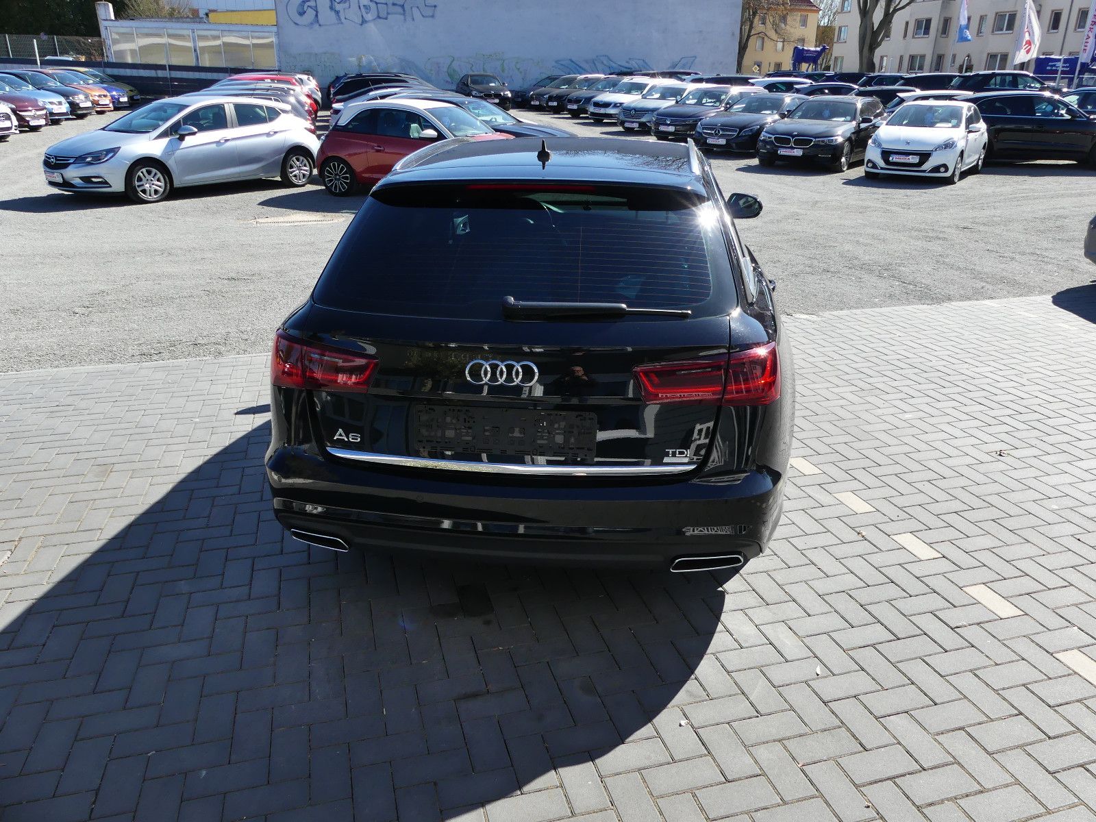 Fahrzeugabbildung Audi A6 Avant 2.0 TDI ultra, Automatik