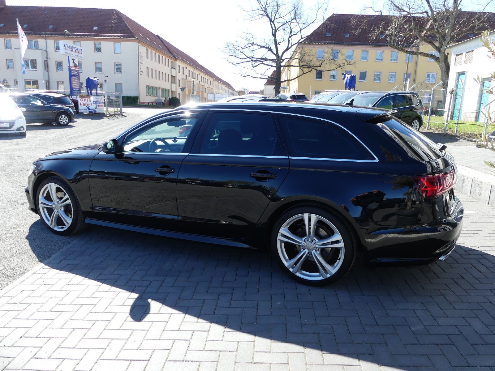 Fahrzeugabbildung Audi A6 Avant 2.0 TDI ultra, Automatik