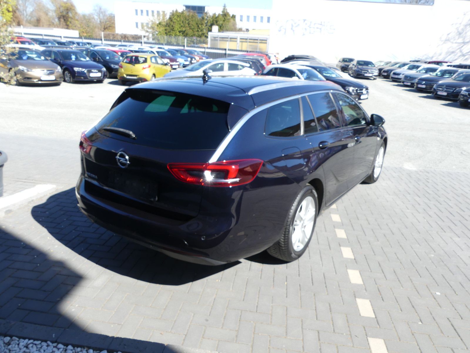 Fahrzeugabbildung Opel Insignia B Sports Tourer Innovation"46TKM"