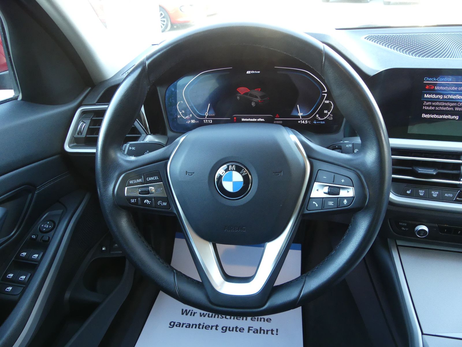 Fahrzeugabbildung BMW 320 3 Touring 320 e xDrive