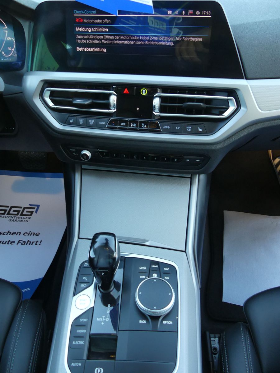 Fahrzeugabbildung BMW 320 3 Touring 320 e xDrive