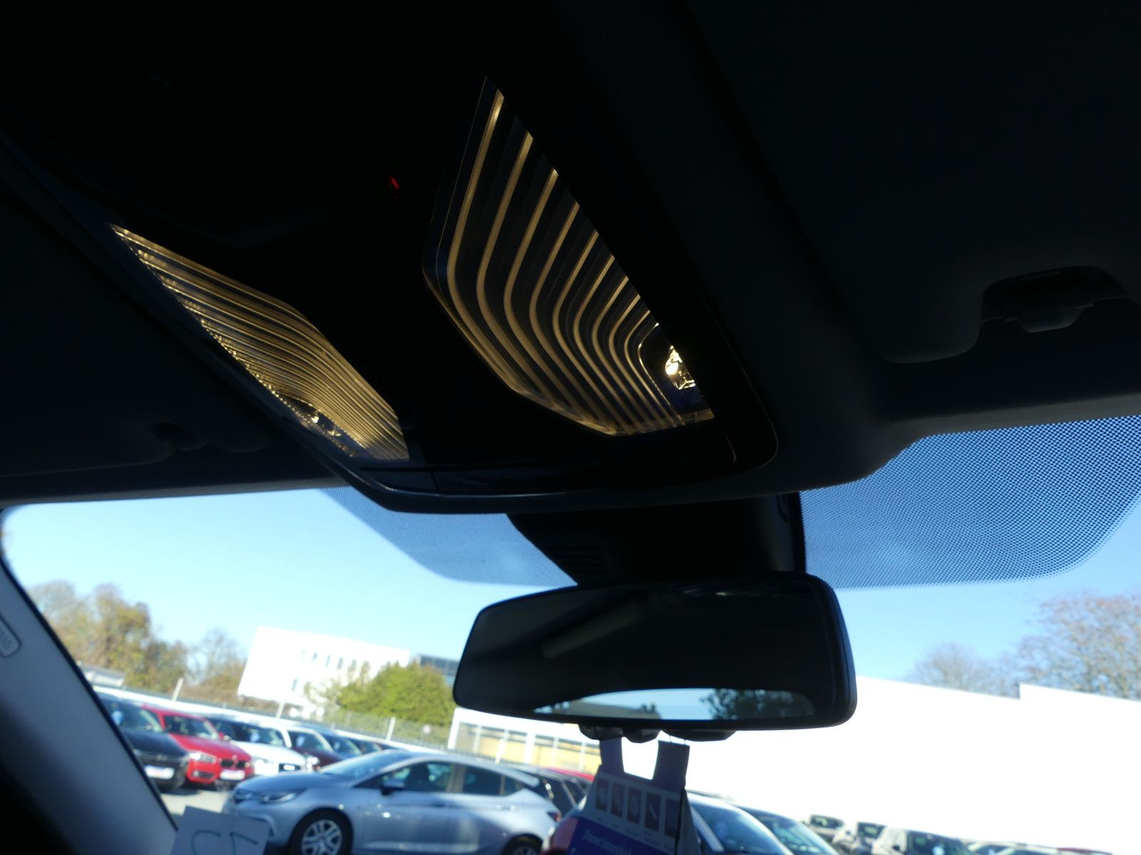 Fahrzeugabbildung BMW 320 3 Touring 320 e xDrive