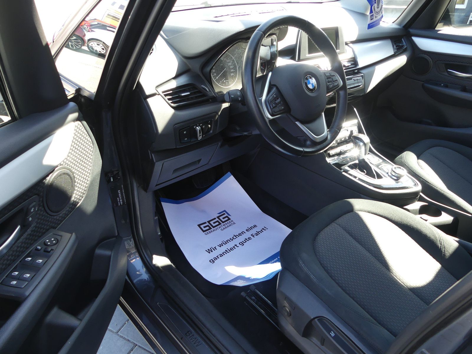 Fahrzeugabbildung BMW 218 2 Gran Tourer 218 d Advantage"7.SITZER"