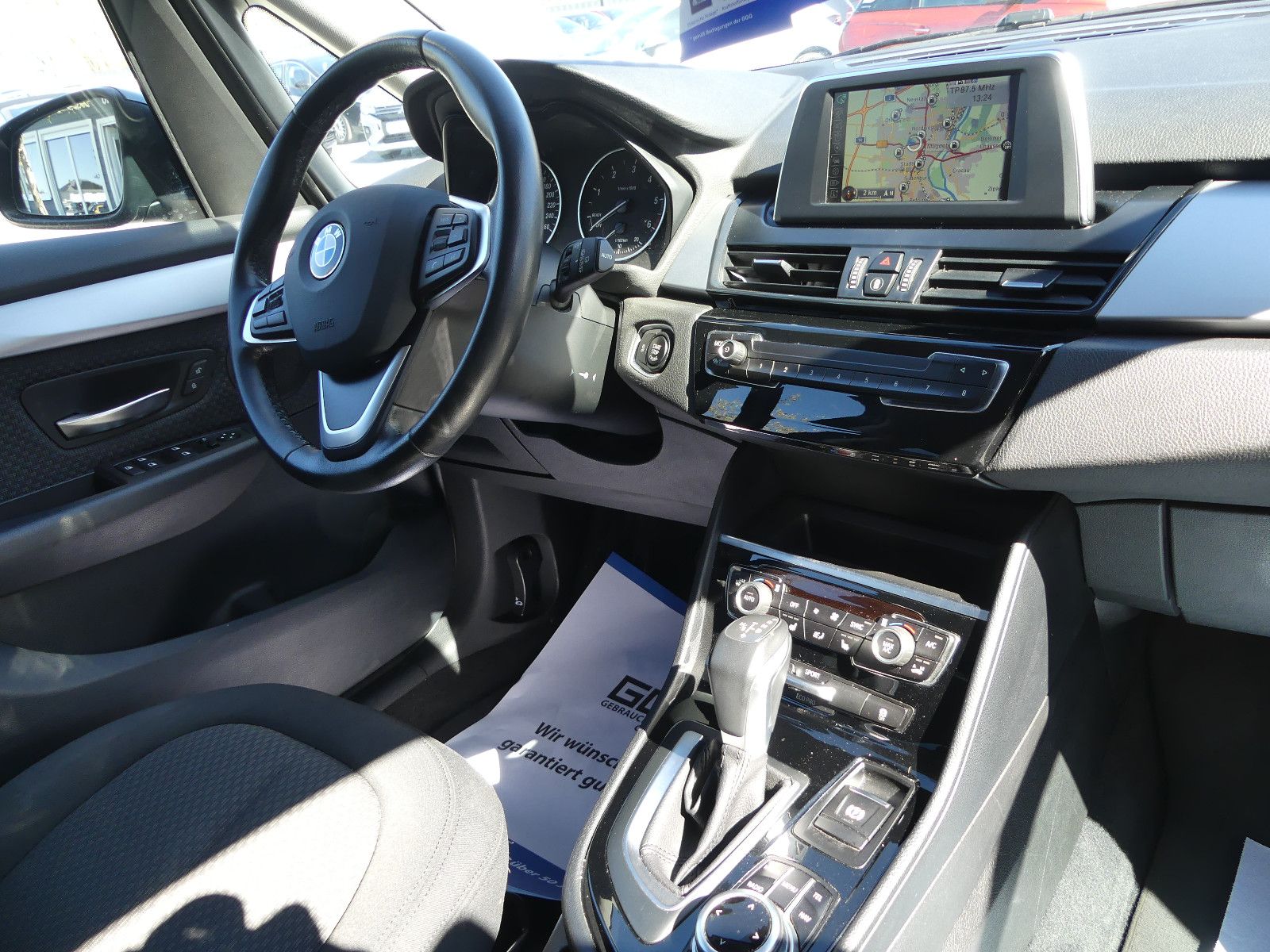 Fahrzeugabbildung BMW 218 2 Gran Tourer 218 d Advantage"7.SITZER"