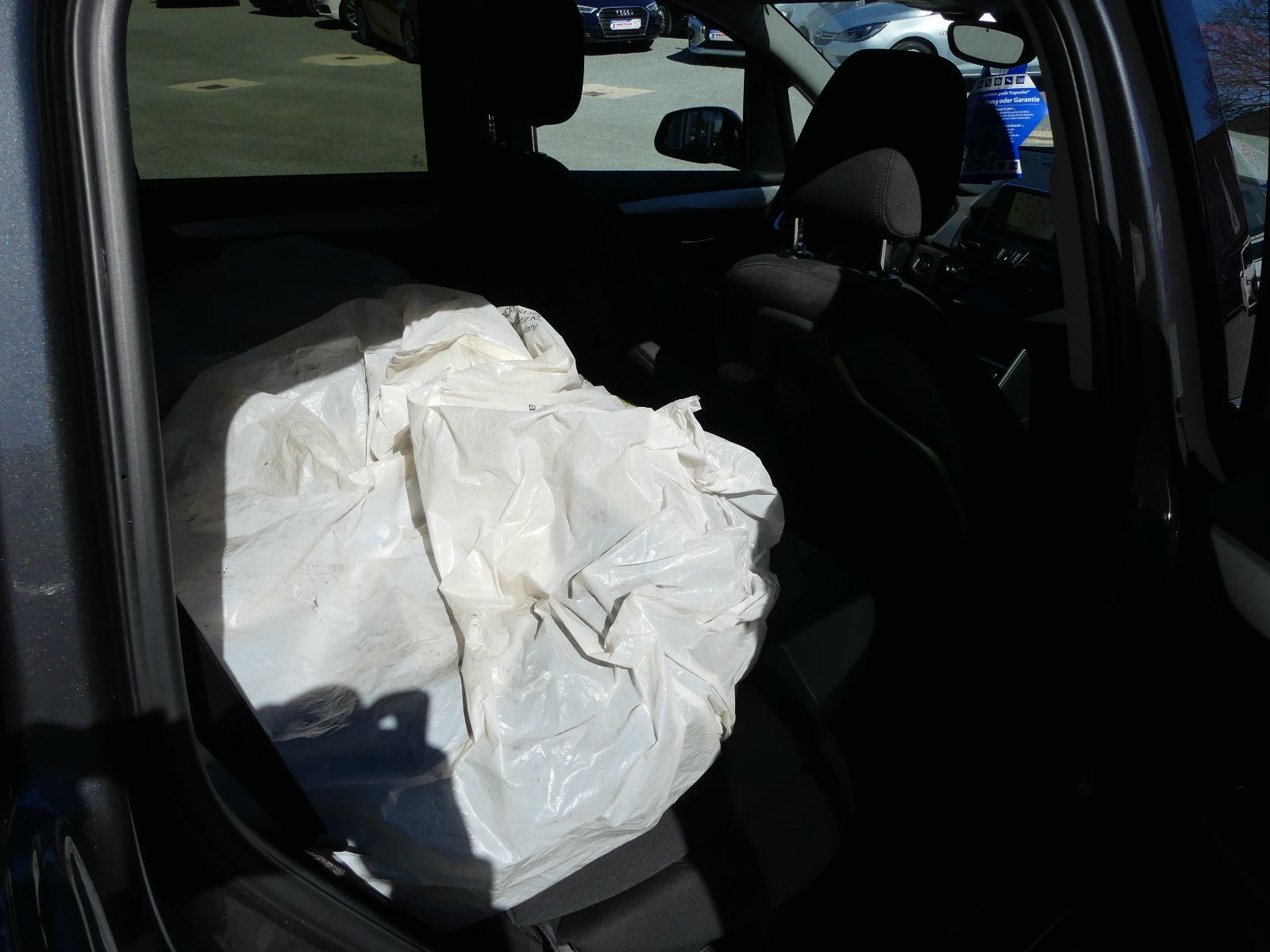 Fahrzeugabbildung BMW 218 2 Gran Tourer 218 d Advantage"7.SITZER"