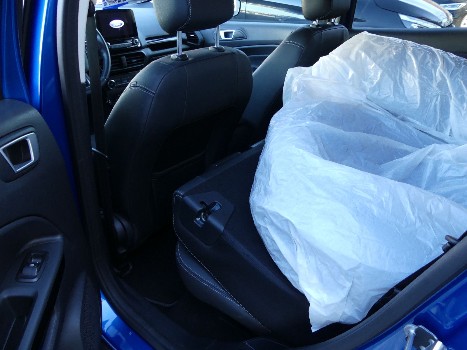 Fahrzeugabbildung Ford EcoSport Titanium"55TKM"