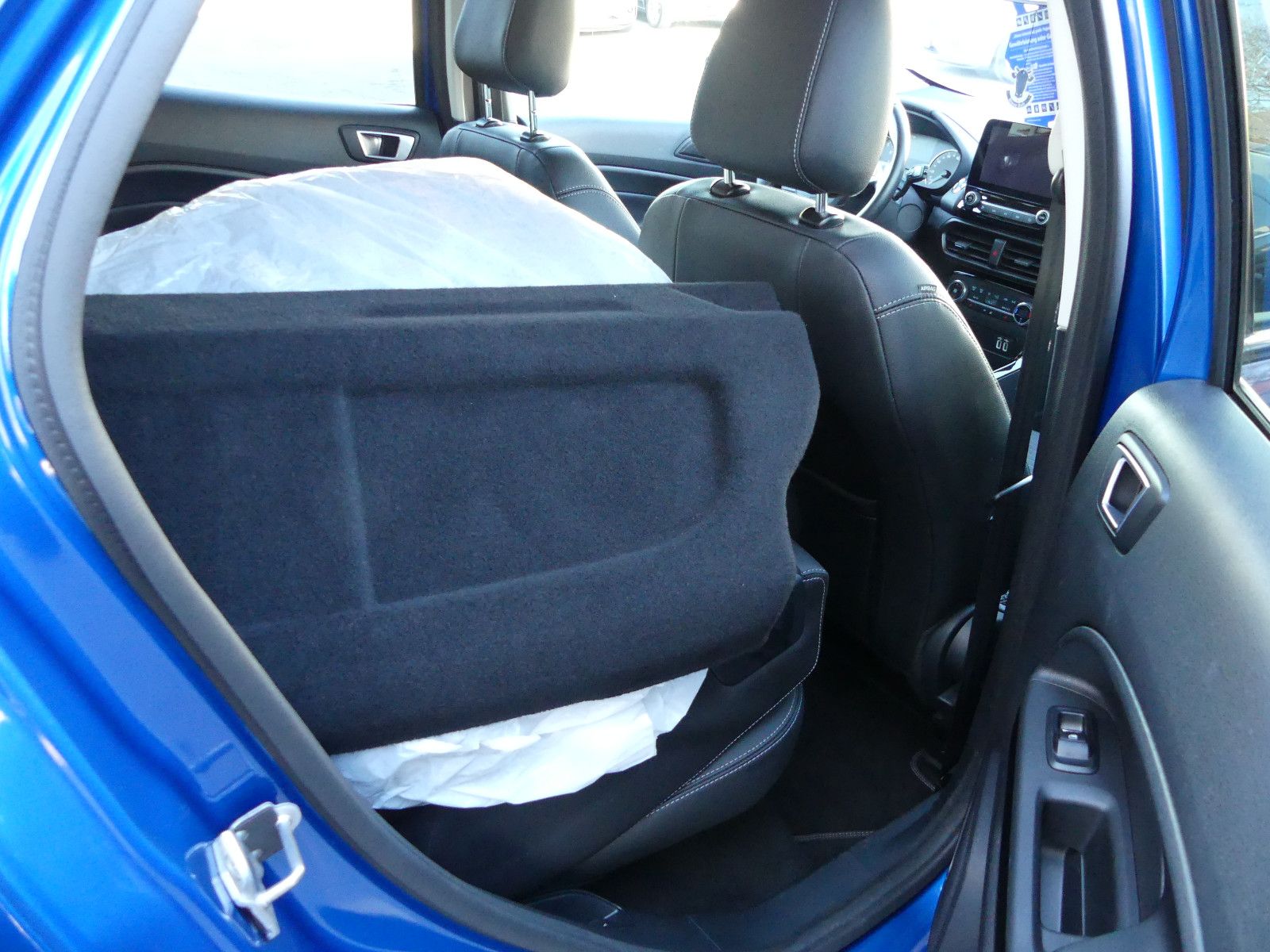 Fahrzeugabbildung Ford EcoSport Titanium"55TKM"