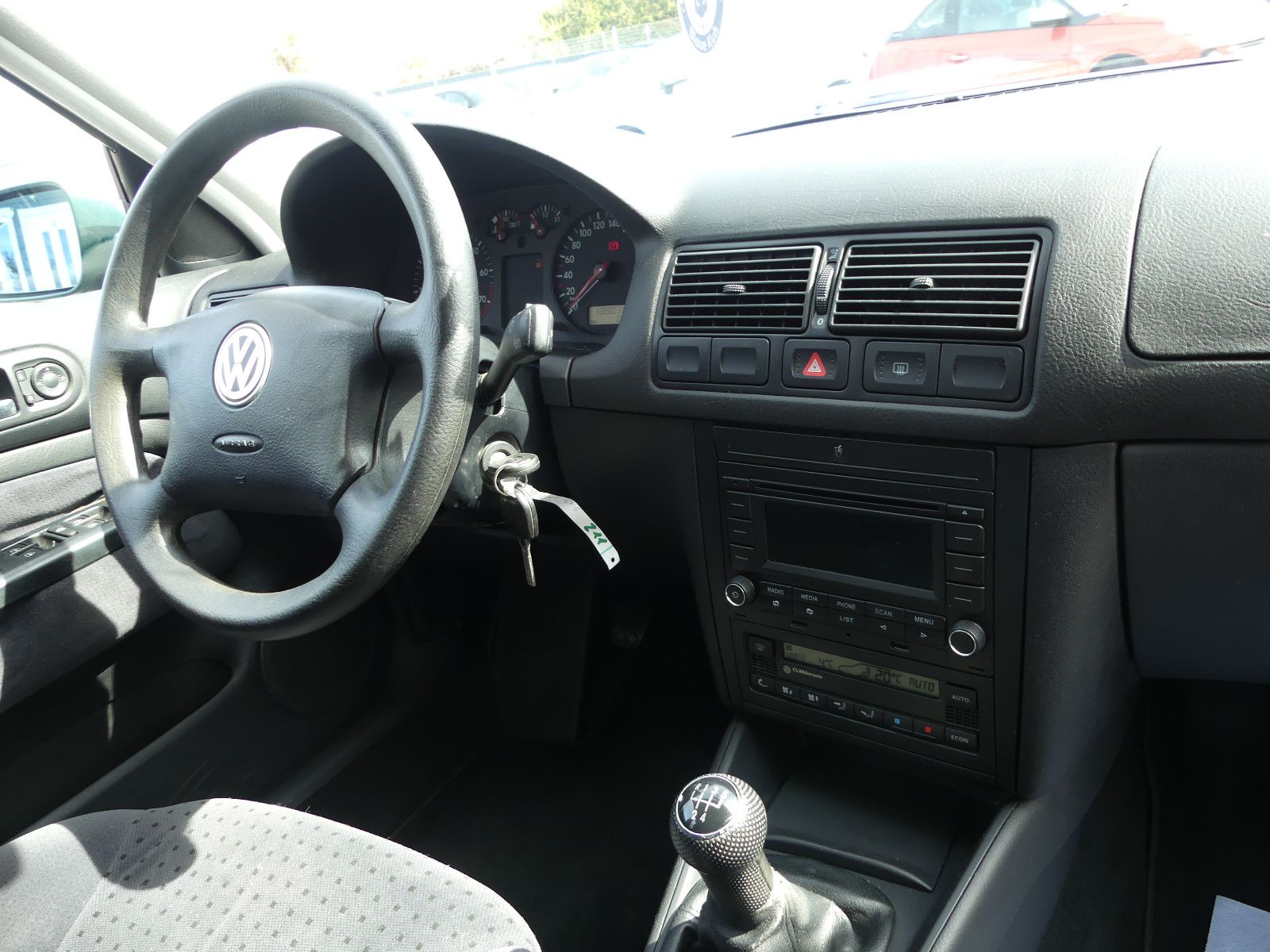 Fahrzeugabbildung Volkswagen Golf 1.6 Comfortline