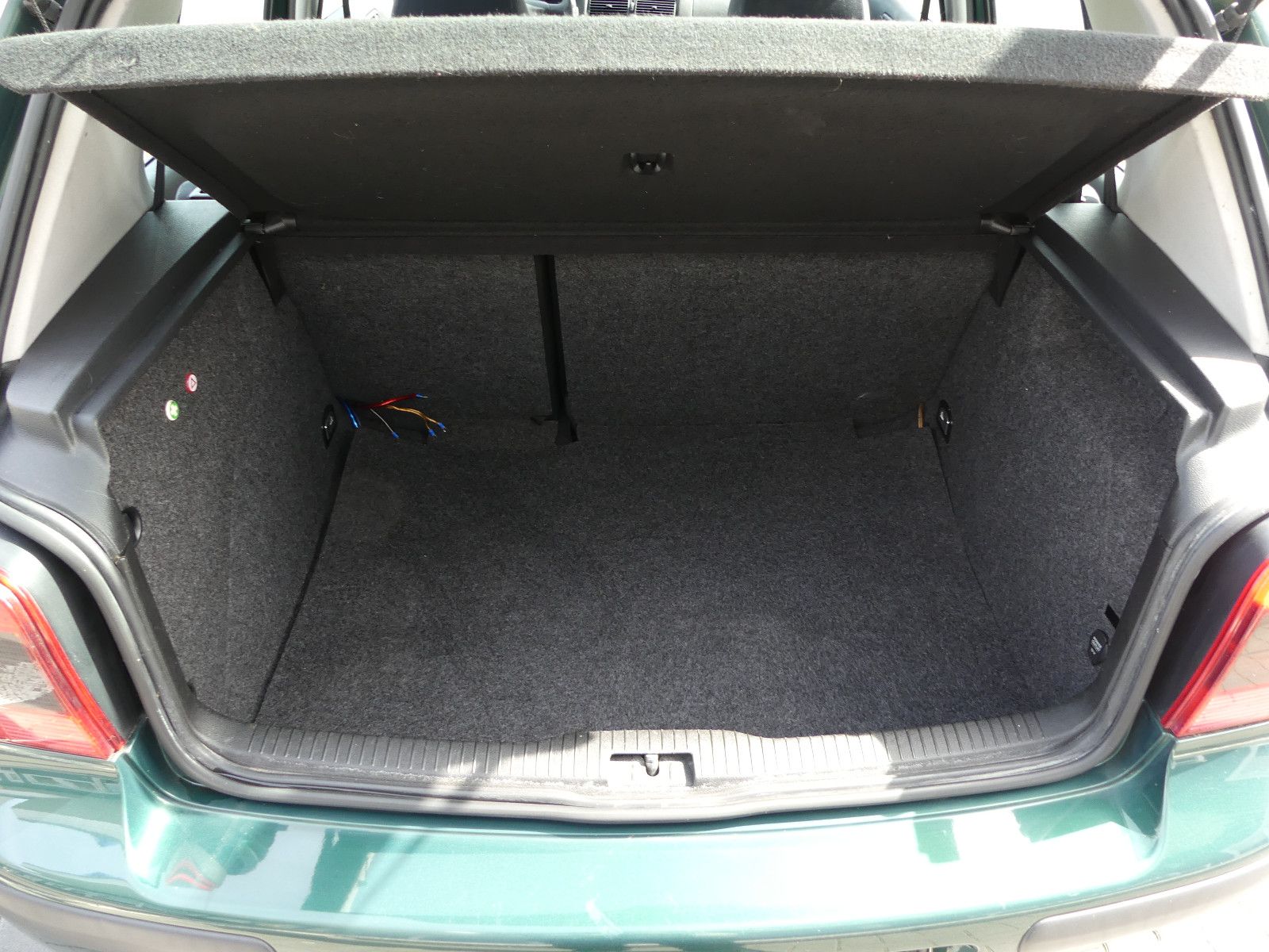 Fahrzeugabbildung Volkswagen Golf 1.6 Comfortline