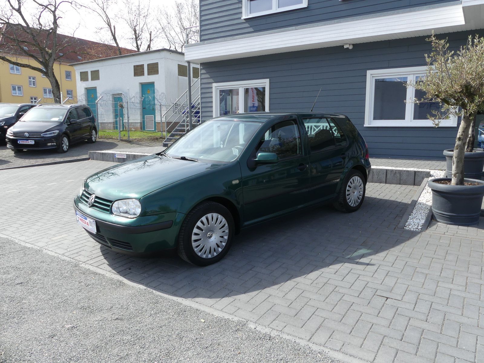 Fahrzeugabbildung Volkswagen Golf 1.6 Comfortline