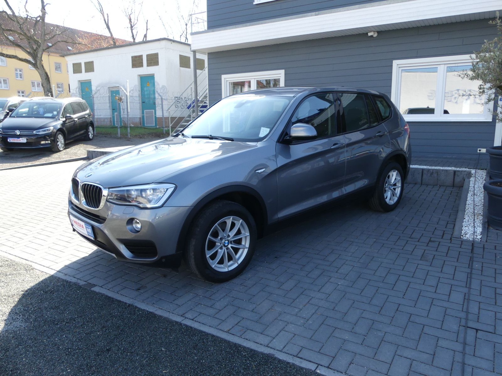 Fahrzeugabbildung BMW X3 xDrive 20 d Advantage