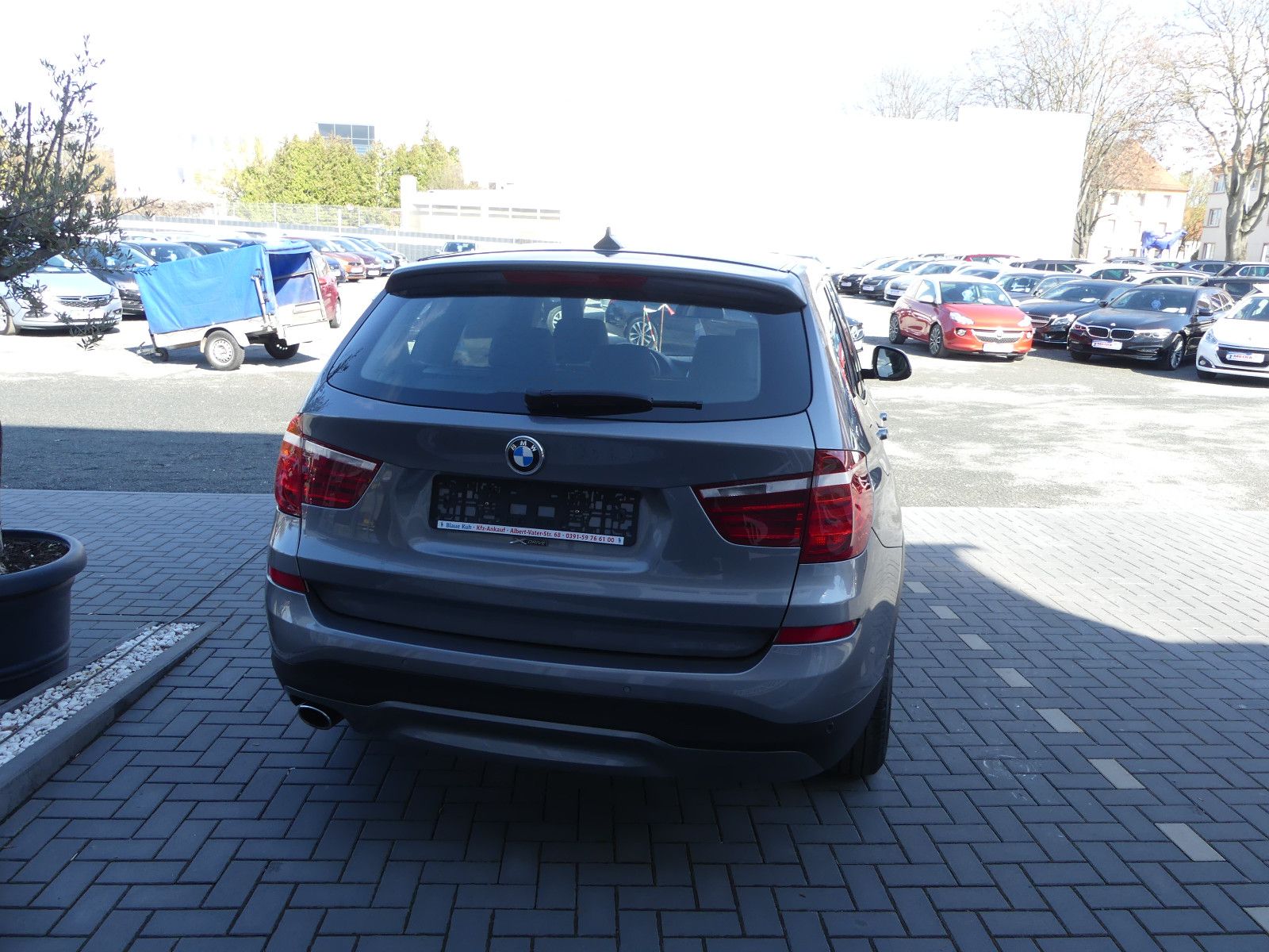 Fahrzeugabbildung BMW X3 xDrive 20 d Advantage