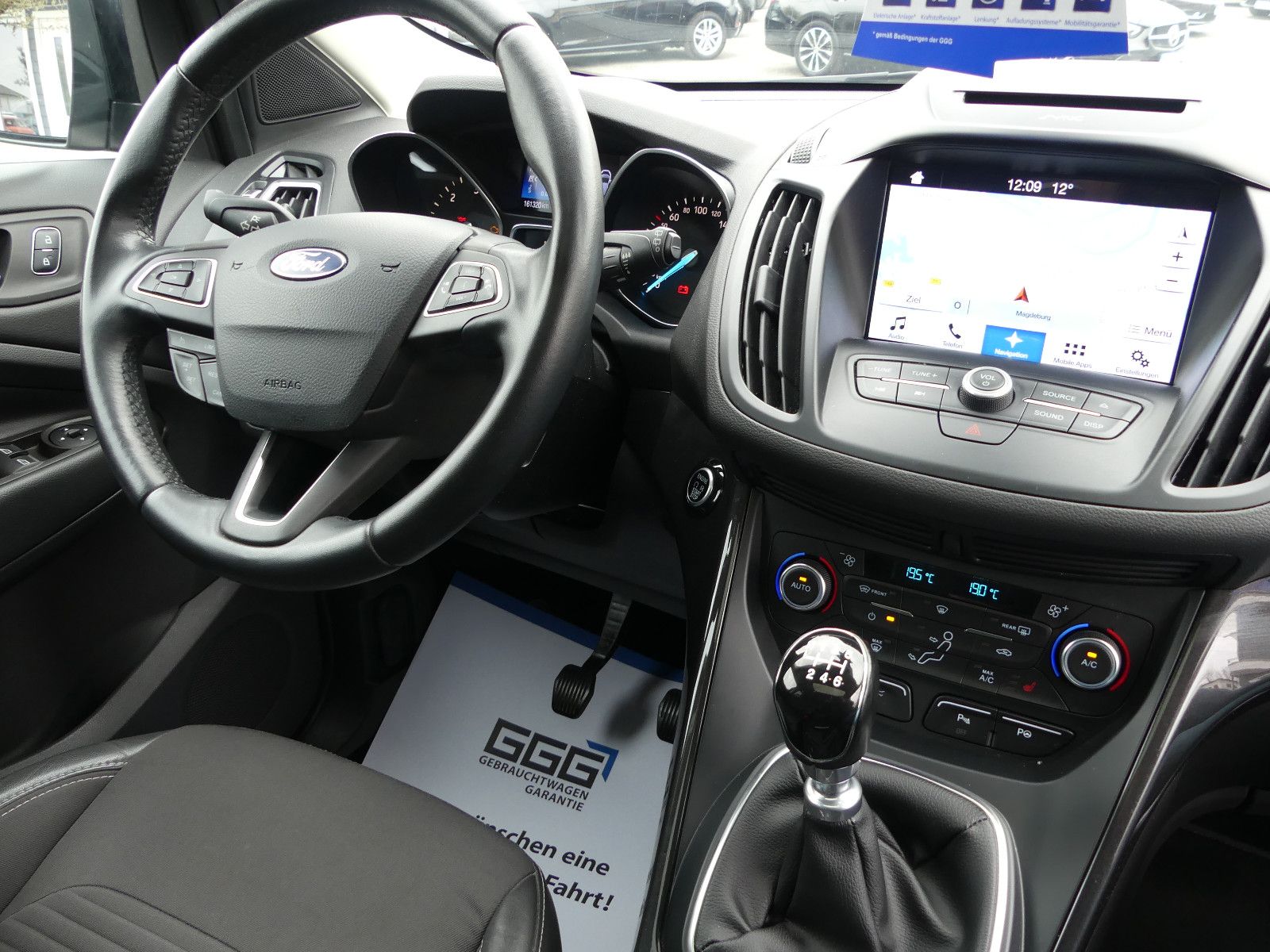 Fahrzeugabbildung Ford Kuga Titanium "Scheckheftgepf."