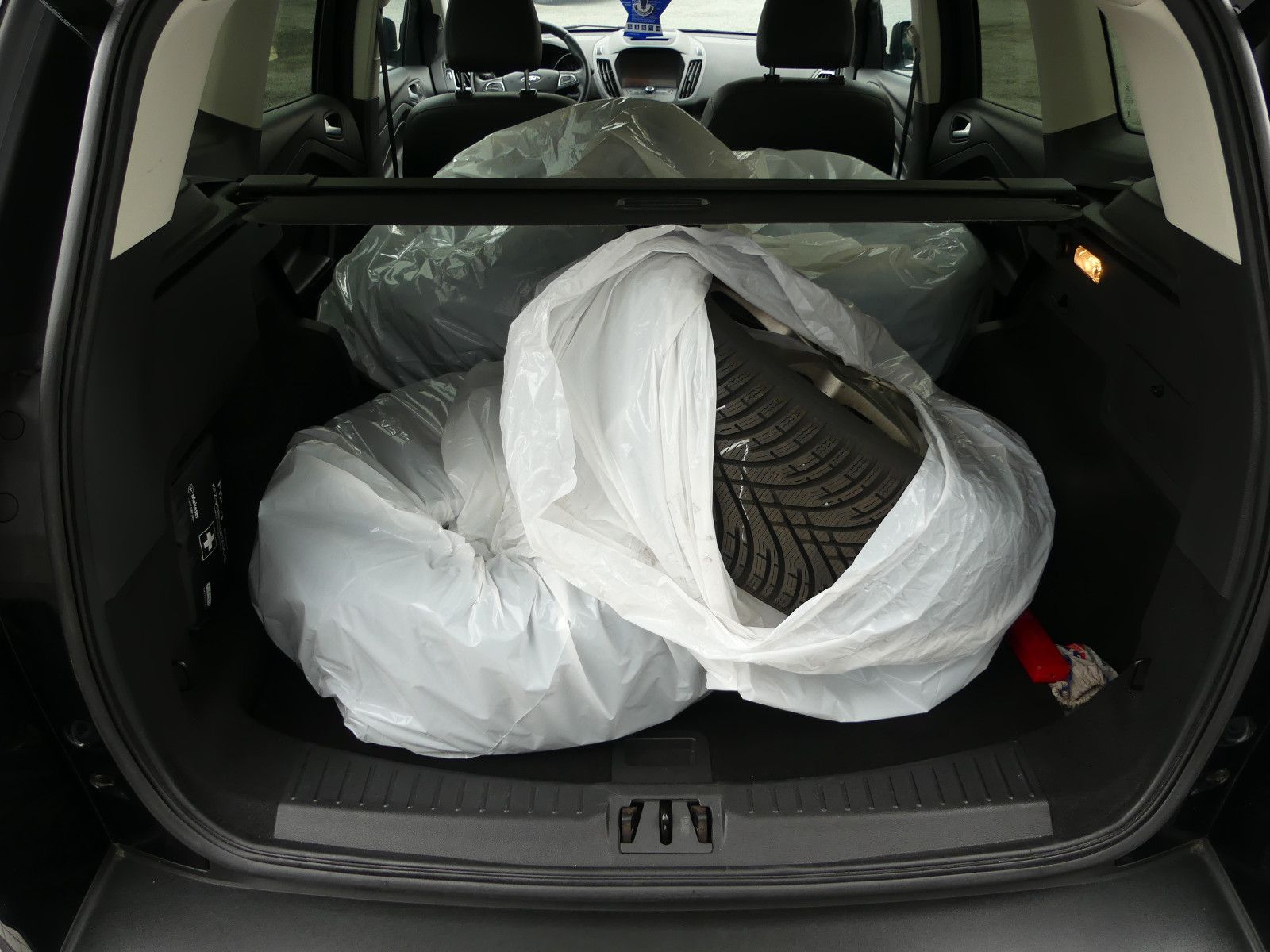Fahrzeugabbildung Ford Kuga Titanium "Scheckheftgepf."