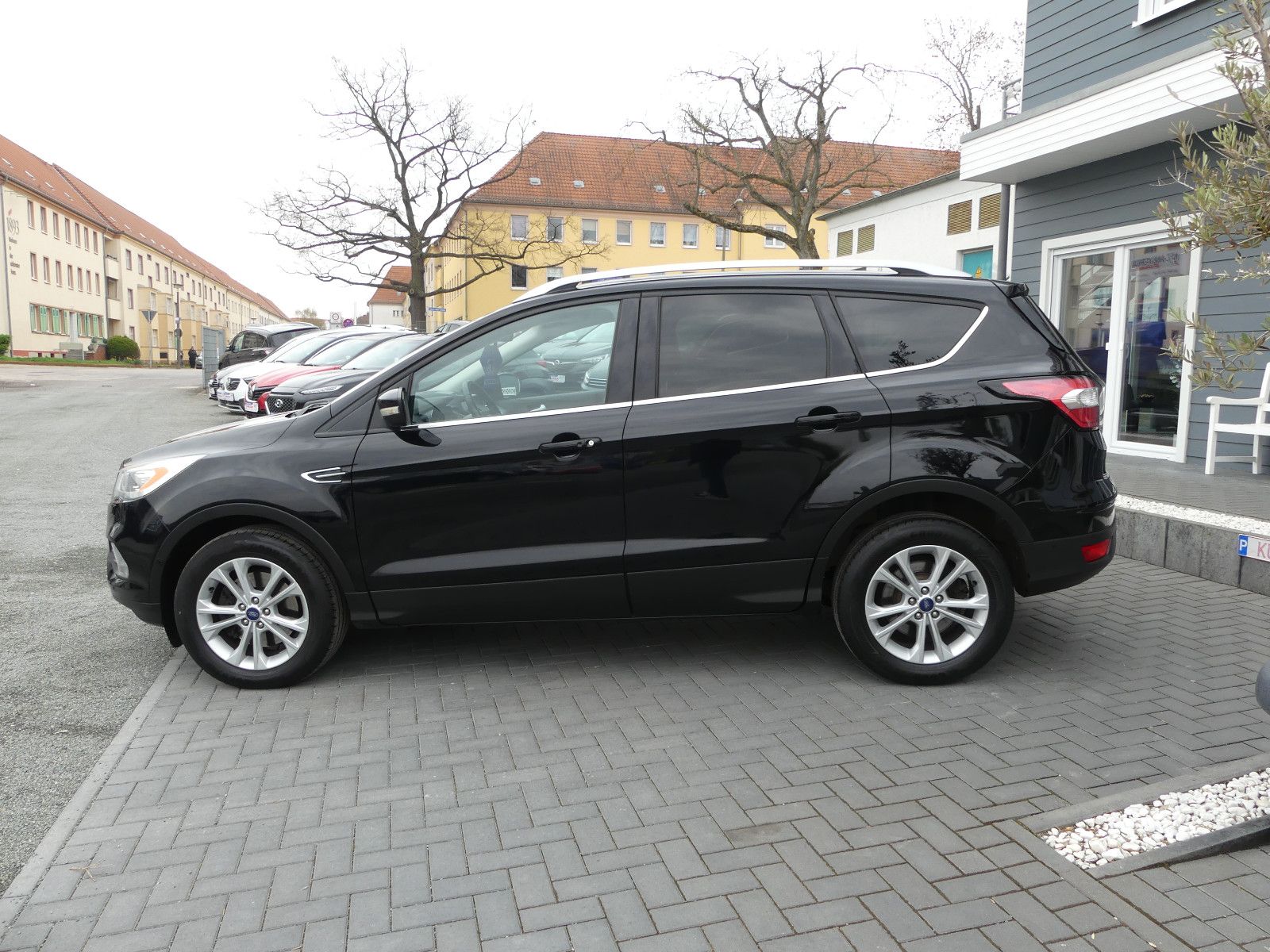 Fahrzeugabbildung Ford Kuga Titanium "Scheckheftgepf."