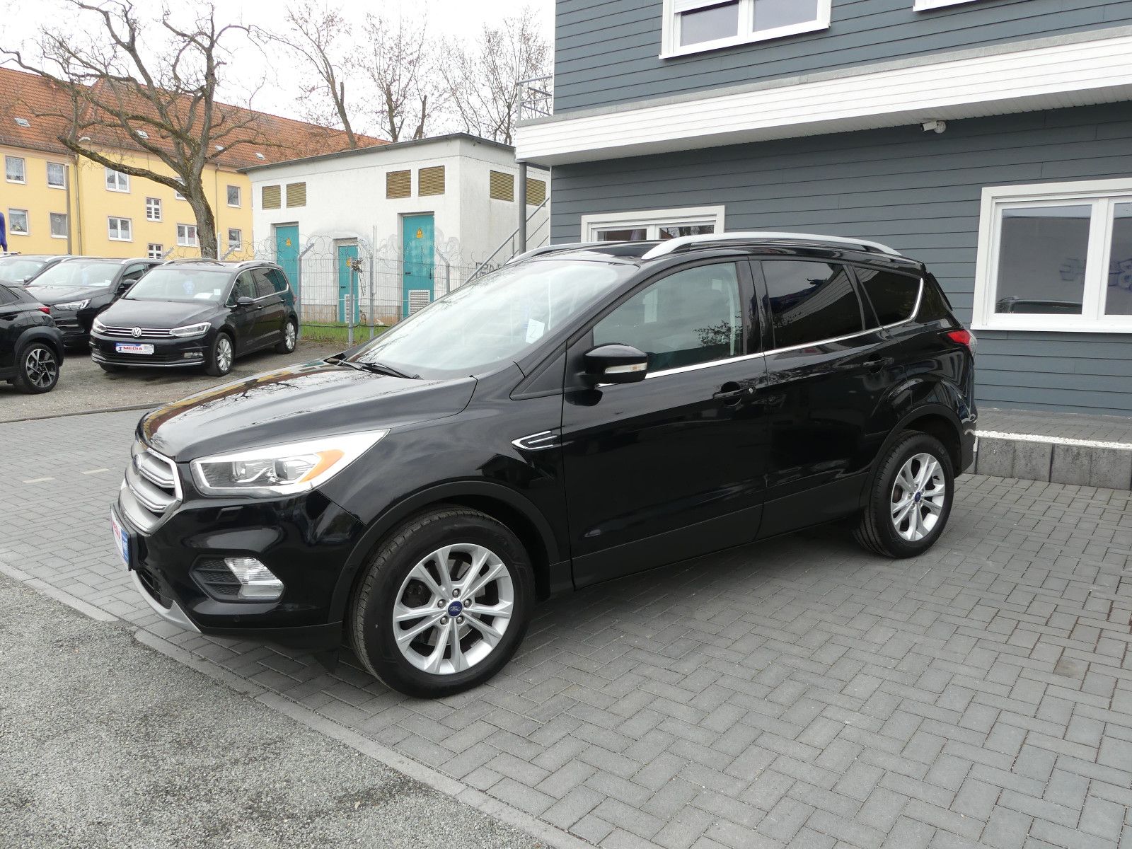 Fahrzeugabbildung Ford Kuga Titanium "Scheckheftgepf."