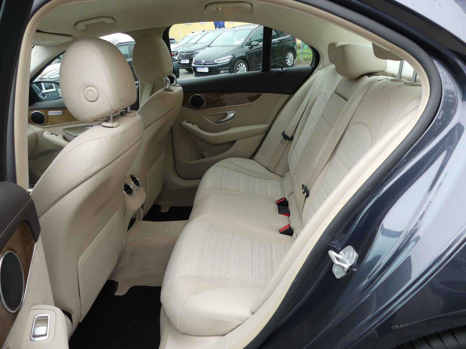 Fahrzeugabbildung Mercedes-Benz C 200 C Limousine C 200 CGI, * TOP Gepflegt *