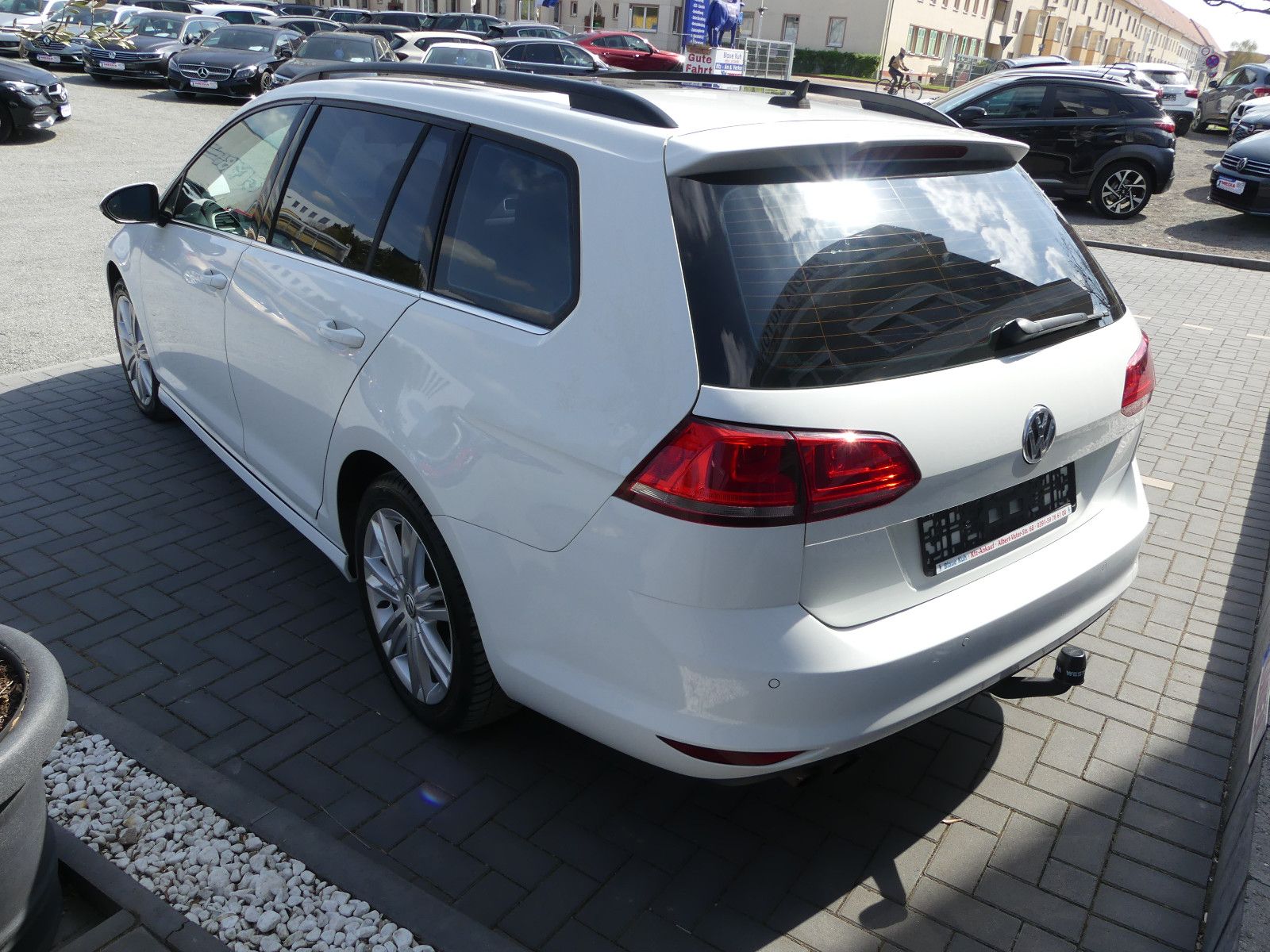 Fahrzeugabbildung Volkswagen Golf VII Variant 1.8 Comfortline BMT