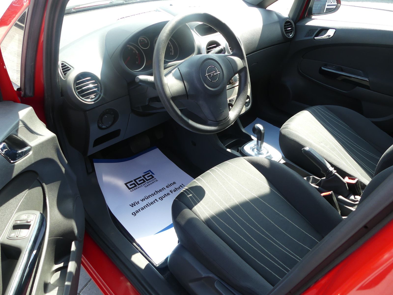 Fahrzeugabbildung Opel Corsa D Edition"AUTOMATIK"