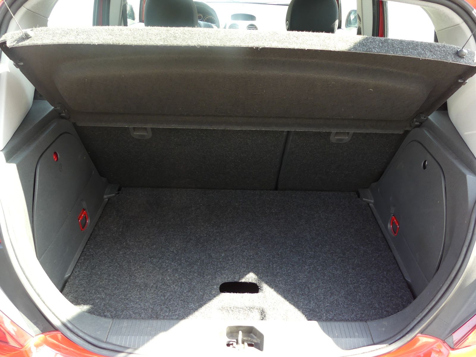 Fahrzeugabbildung Opel Corsa D Edition"AUTOMATIK"