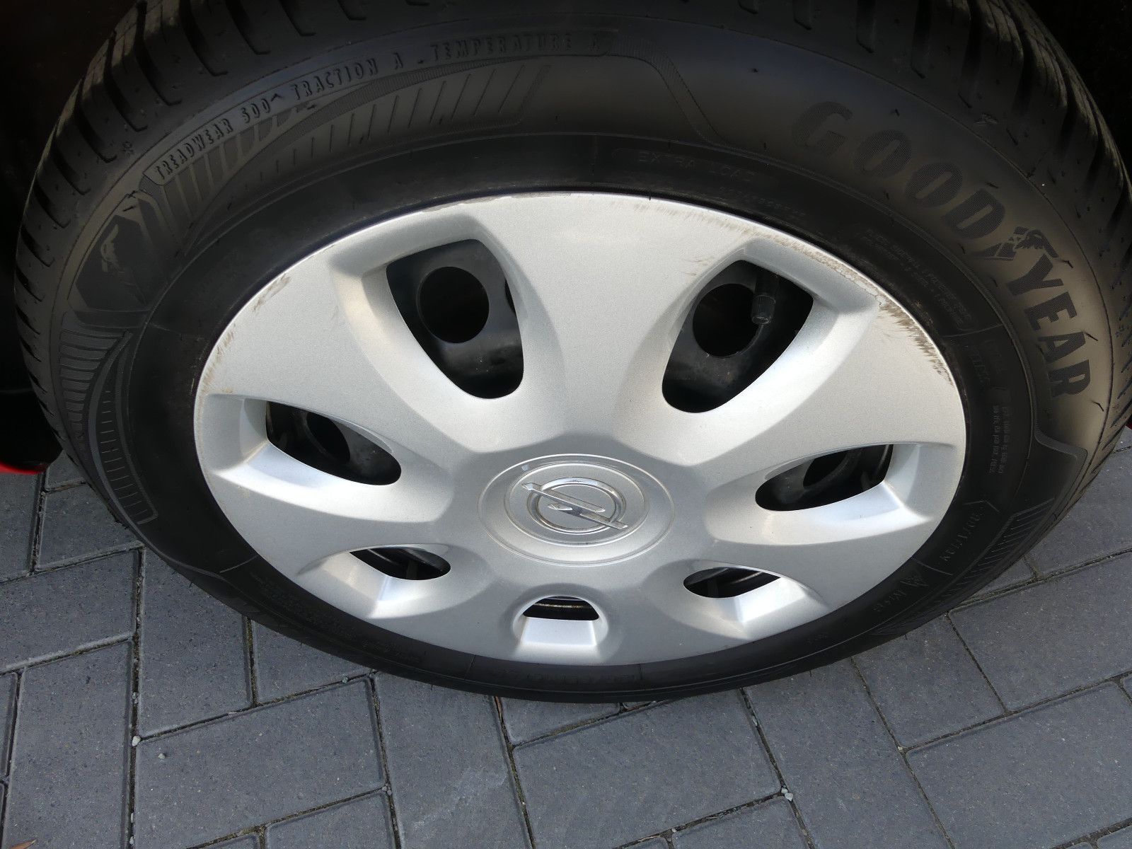 Fahrzeugabbildung Opel Corsa D Edition"AUTOMATIK"
