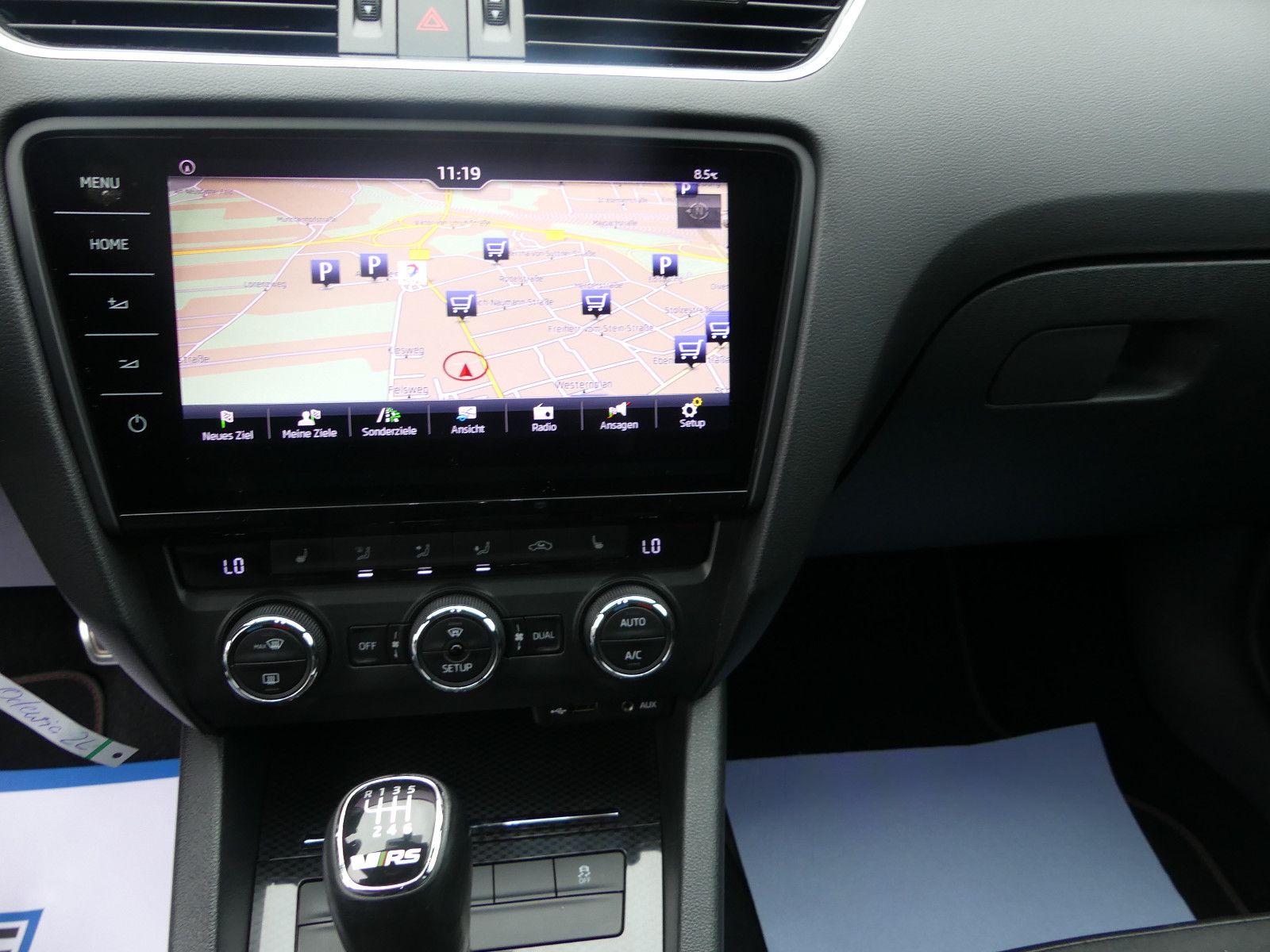 Fahrzeugabbildung SKODA Octavia Combi RS
