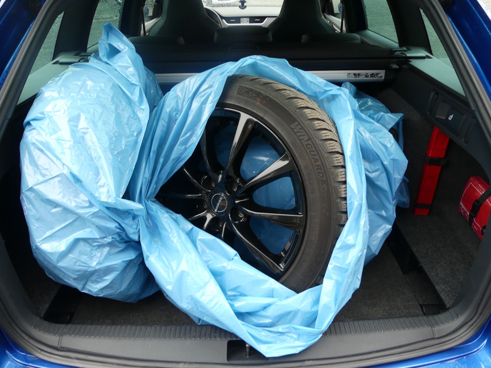Fahrzeugabbildung SKODA Octavia Combi RS