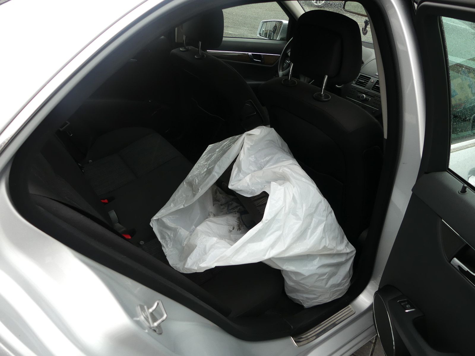 Fahrzeugabbildung Mercedes-Benz C 200 C Limousine C 200 CDI BlueEfficiency