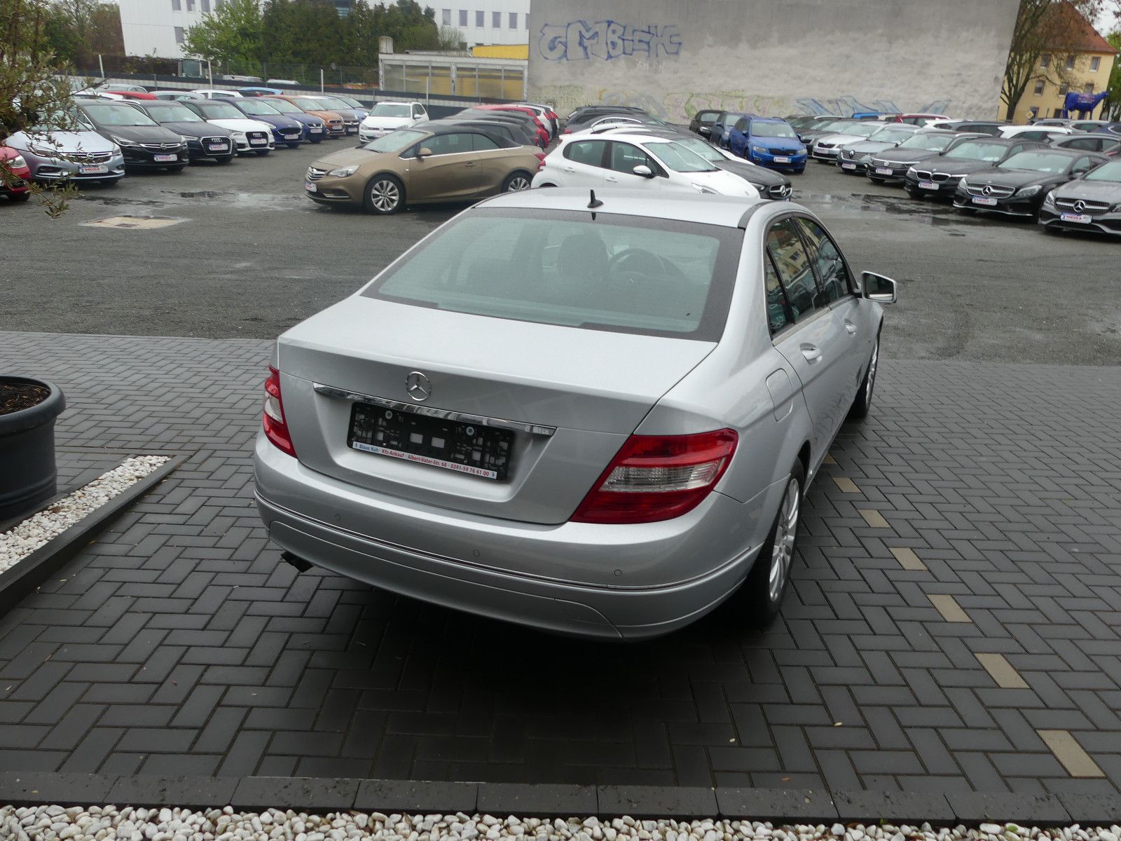 Fahrzeugabbildung Mercedes-Benz C 200 C Limousine C 200 CDI BlueEfficiency