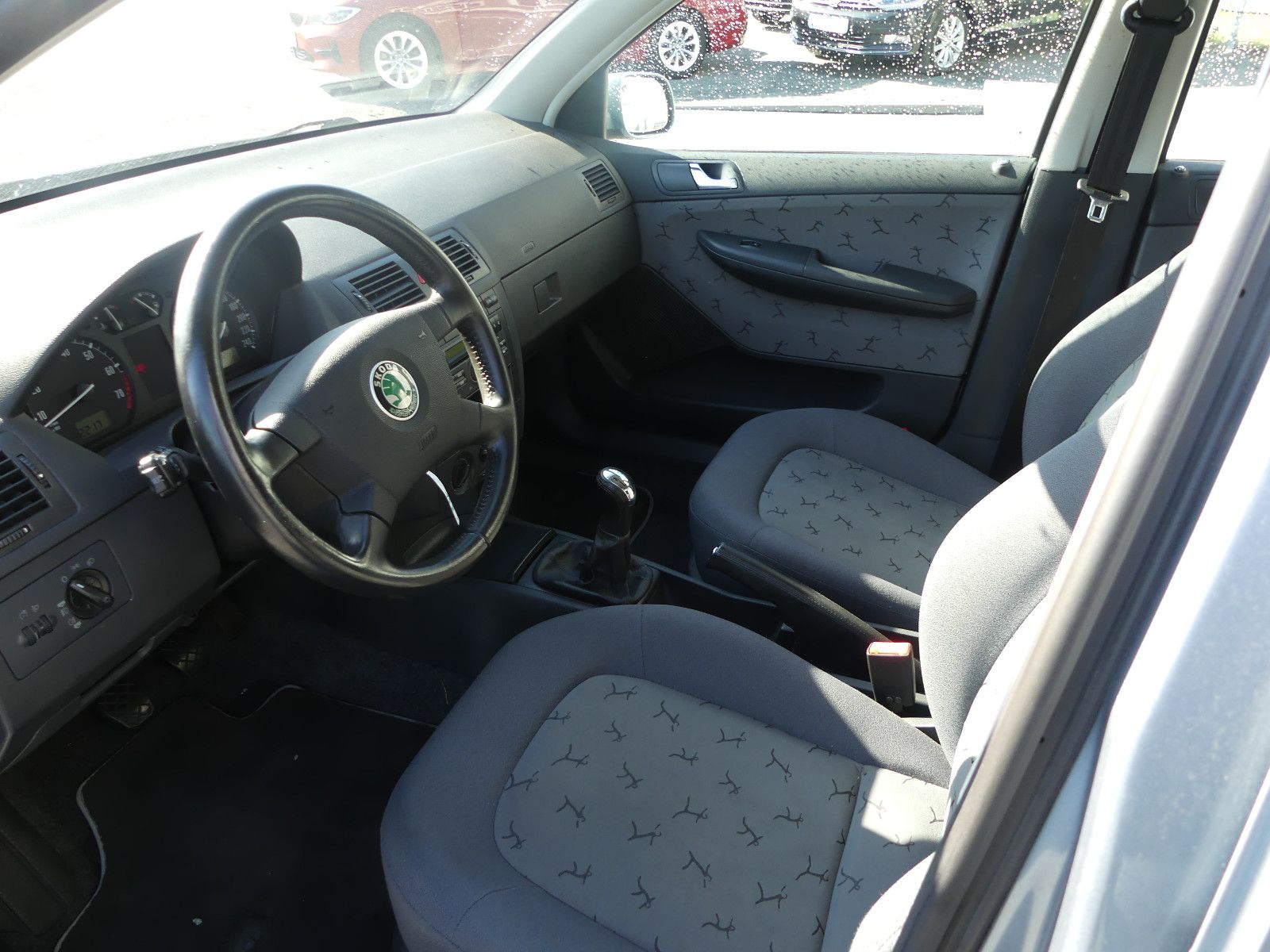 Fahrzeugabbildung SKODA Fabia Combi 1.4 16V Excellent