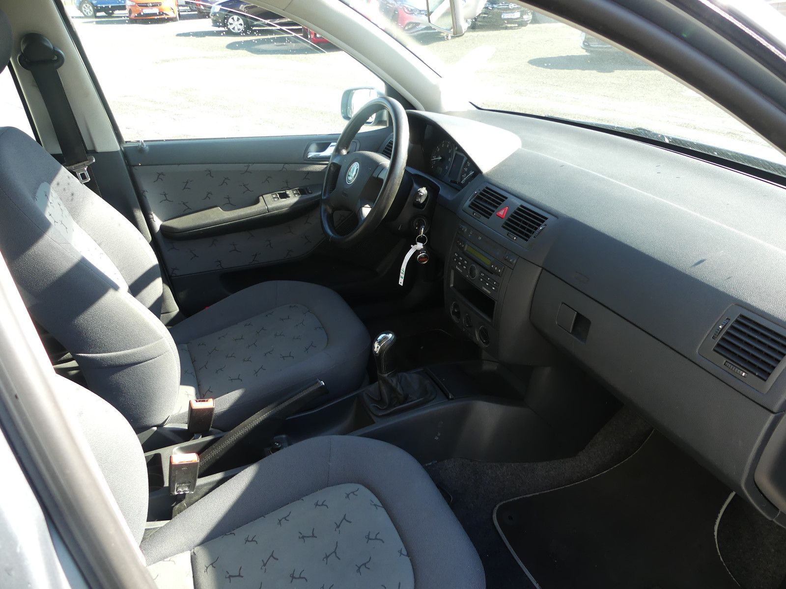 Fahrzeugabbildung SKODA Fabia Combi 1.4 16V Excellent