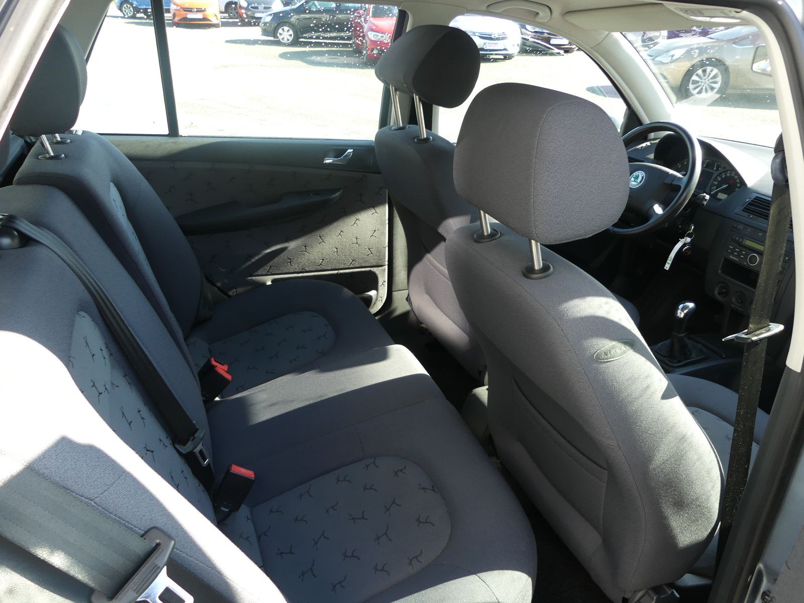 Fahrzeugabbildung SKODA Fabia Combi 1.4 16V Excellent