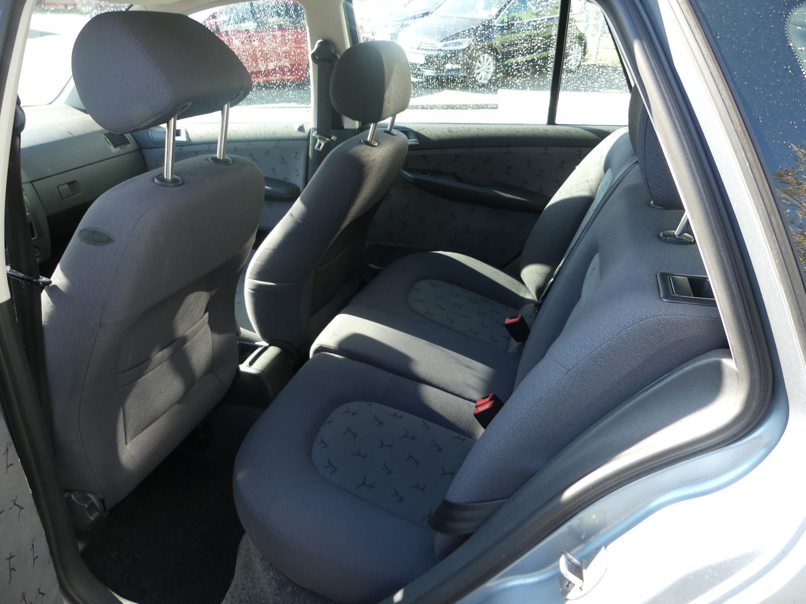 Fahrzeugabbildung SKODA Fabia Combi 1.4 16V Excellent