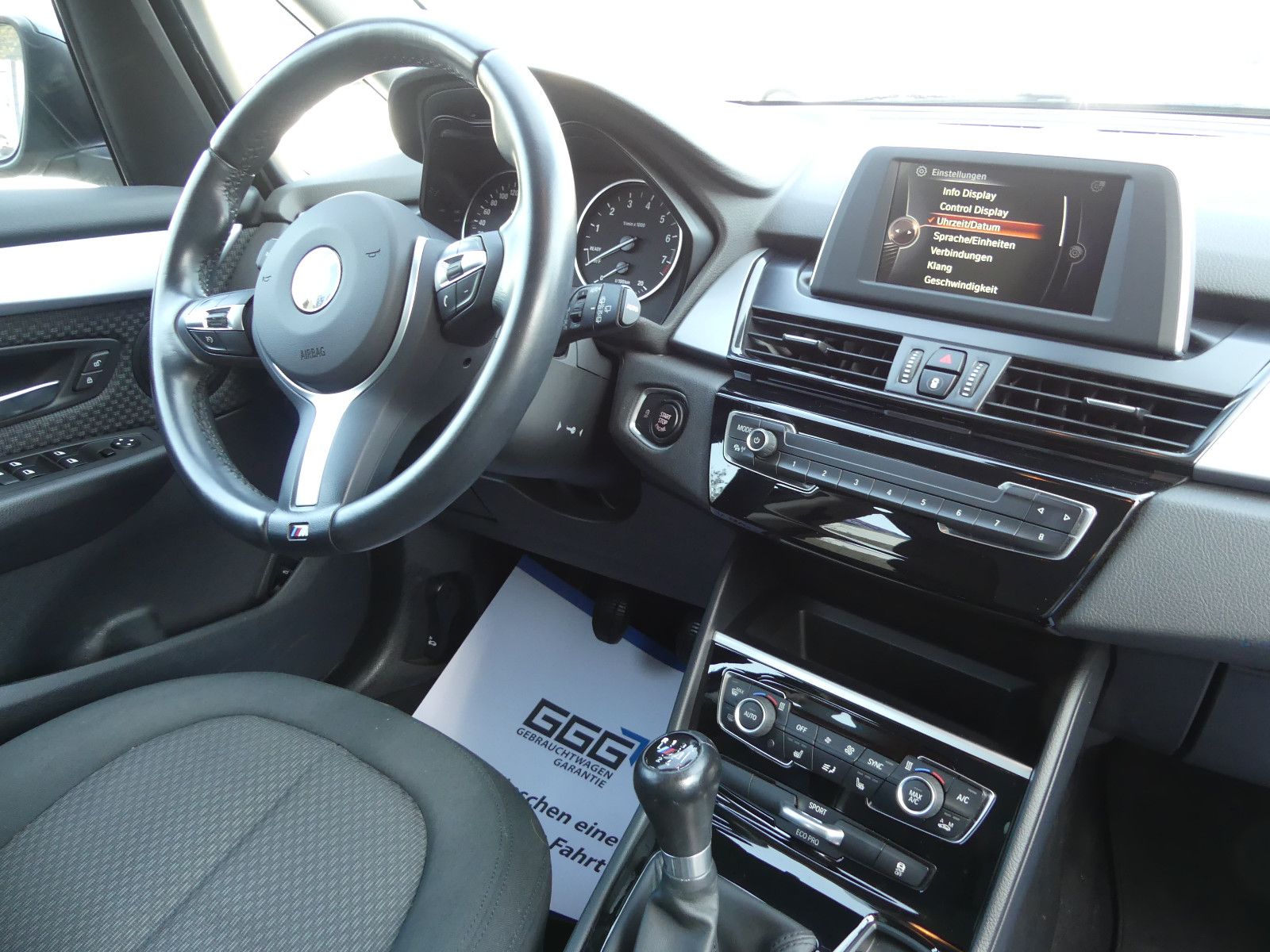 Fahrzeugabbildung BMW 216 2 Gran Tourer 216 i Advantage