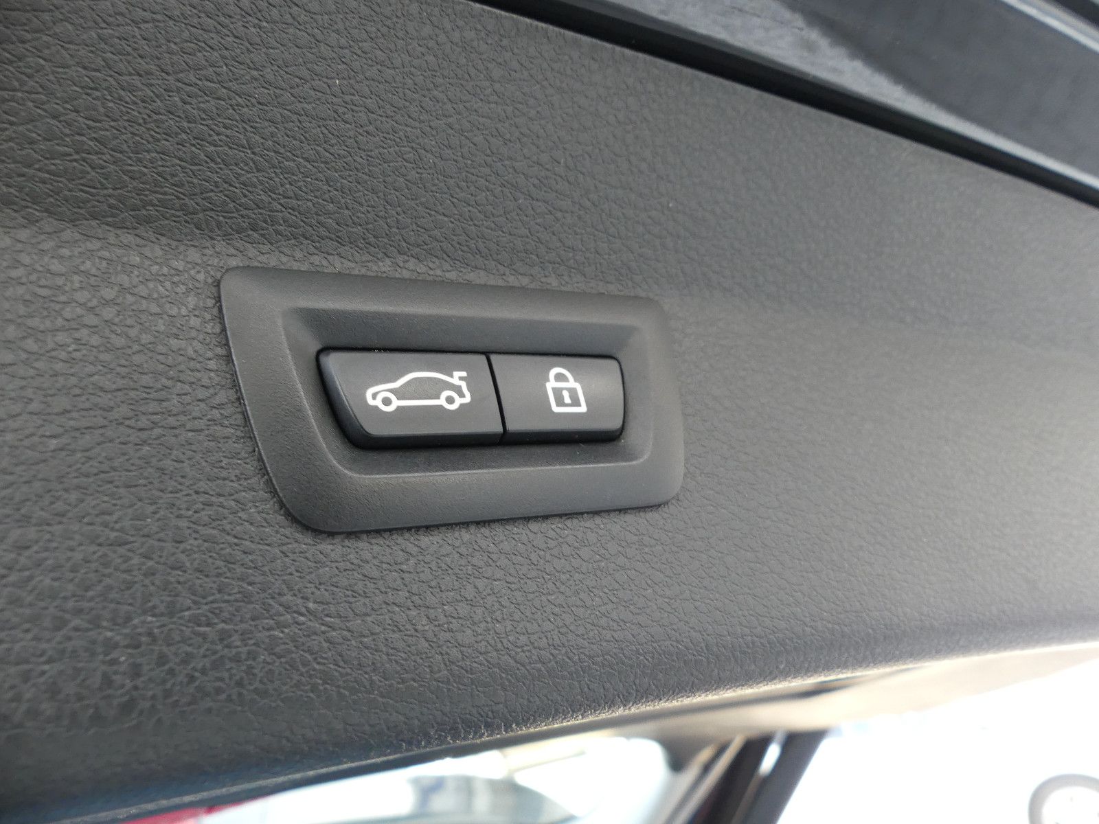 Fahrzeugabbildung BMW 216 2 Gran Tourer 216 i Advantage