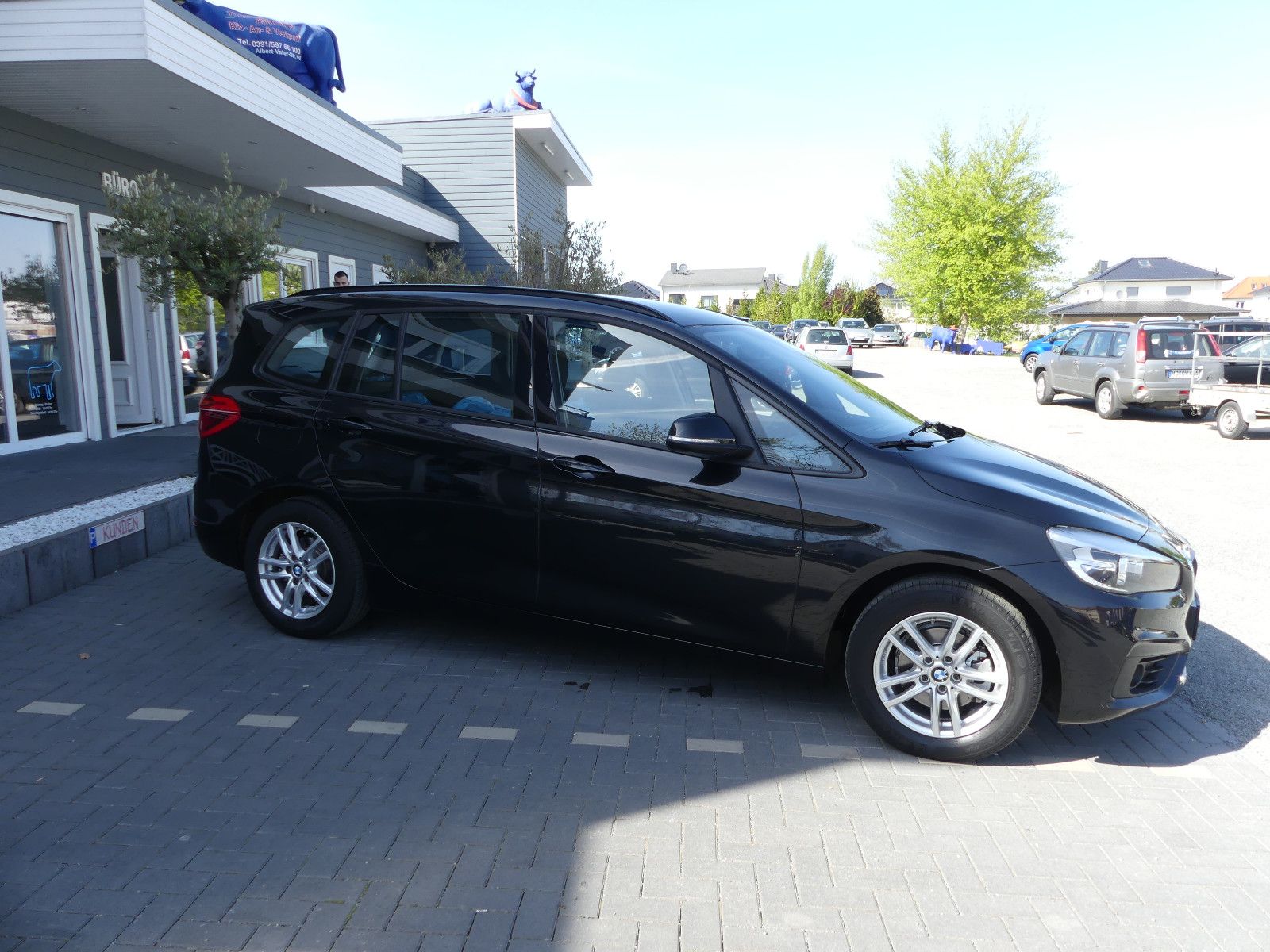 Fahrzeugabbildung BMW 216 2 Gran Tourer 216 i Advantage