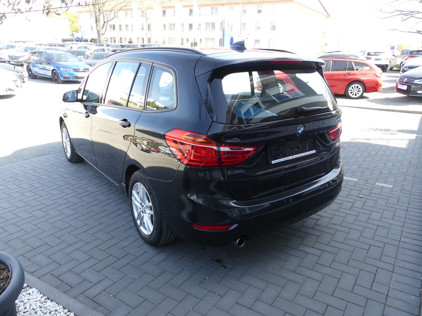 Fahrzeugabbildung BMW 216 2 Gran Tourer 216 i Advantage