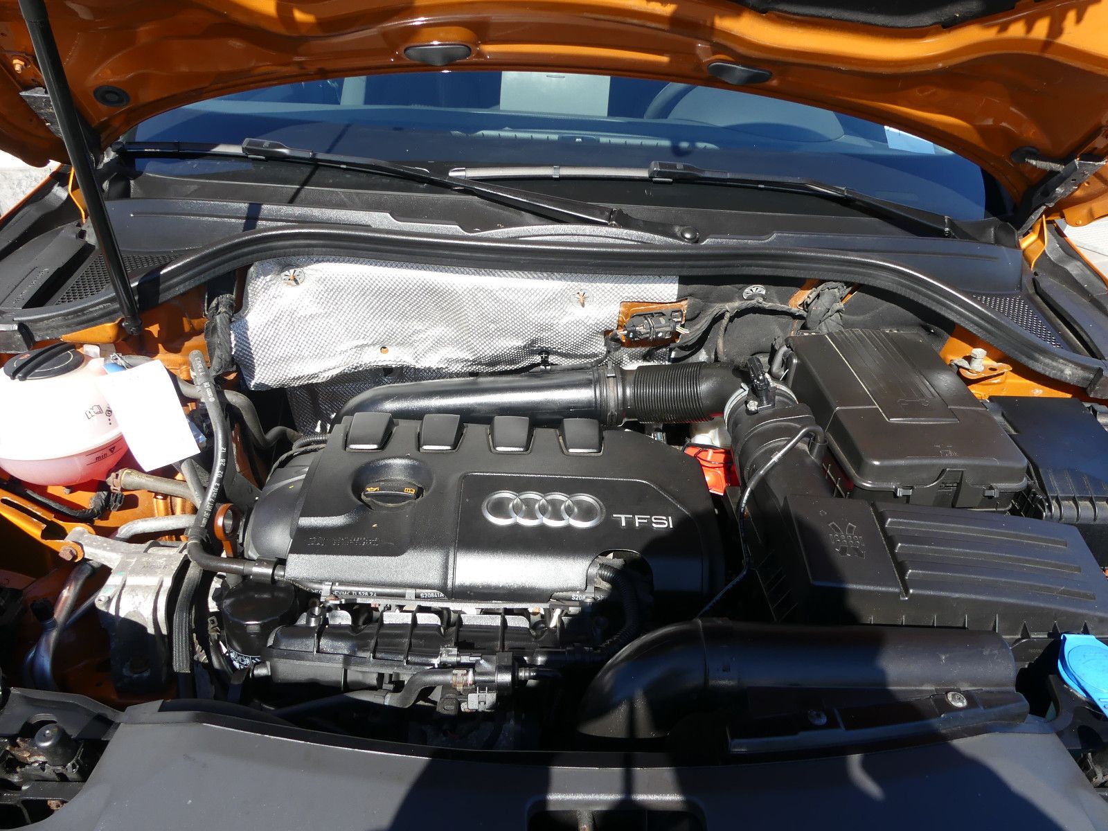 Fahrzeugabbildung Audi Q3 2.0 TFSI quattro, 1. Hand