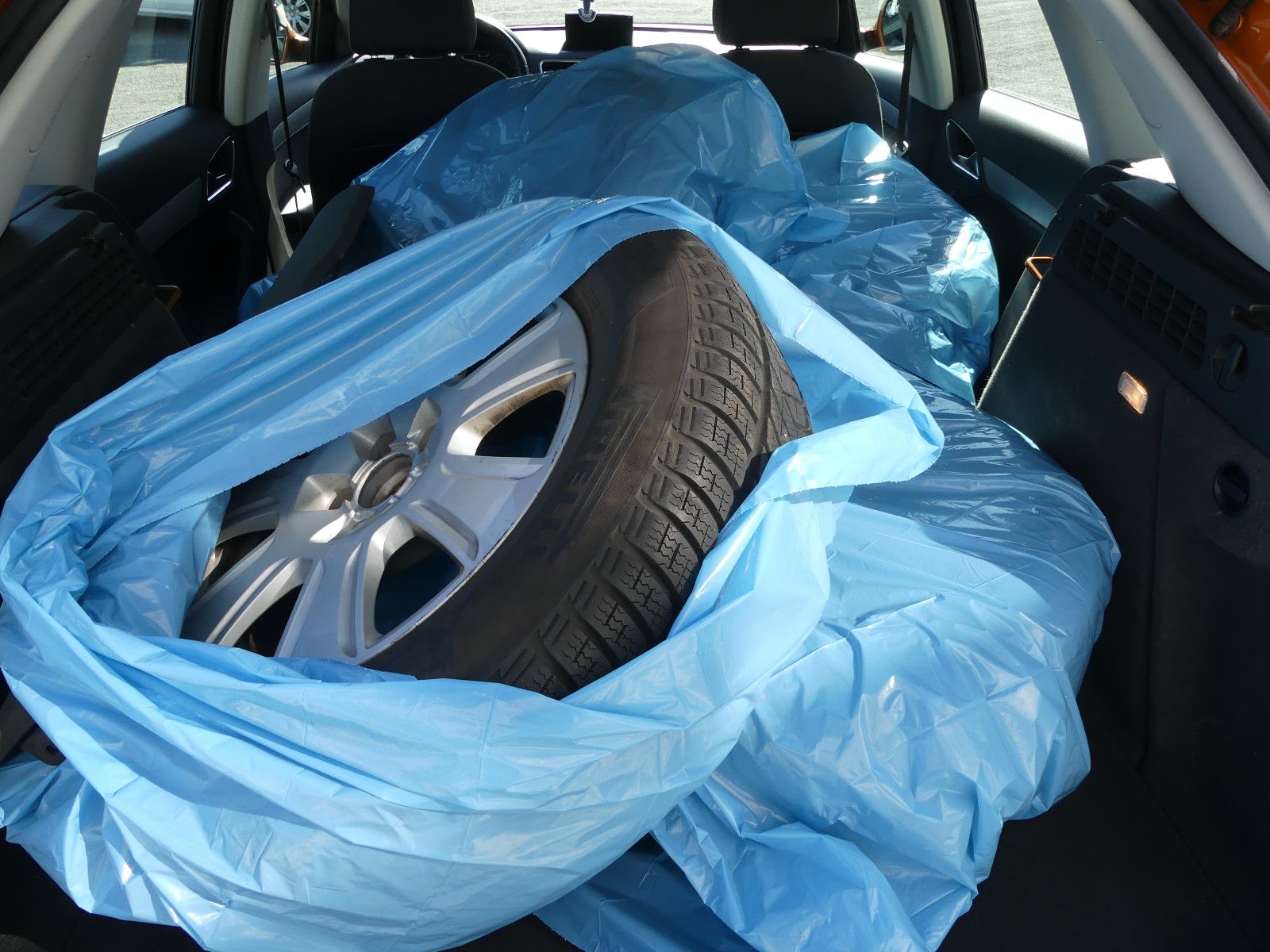 Fahrzeugabbildung Audi Q3 2.0 TFSI quattro, 1. Hand