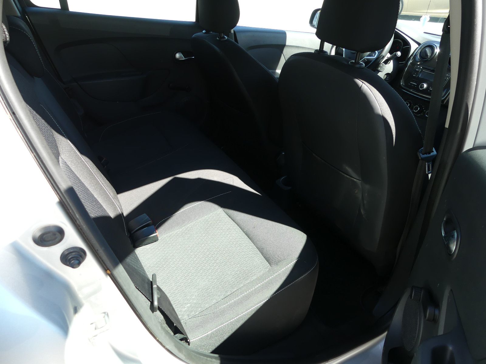 Fahrzeugabbildung Dacia Logan MCV II Kombi Laureate"AUTOMATIK"