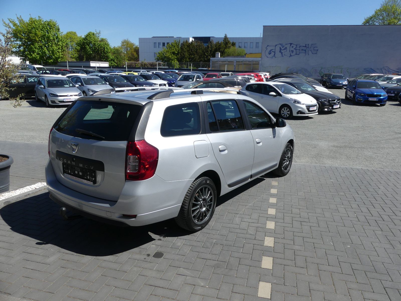 Fahrzeugabbildung Dacia Logan MCV II Kombi Laureate"AUTOMATIK"