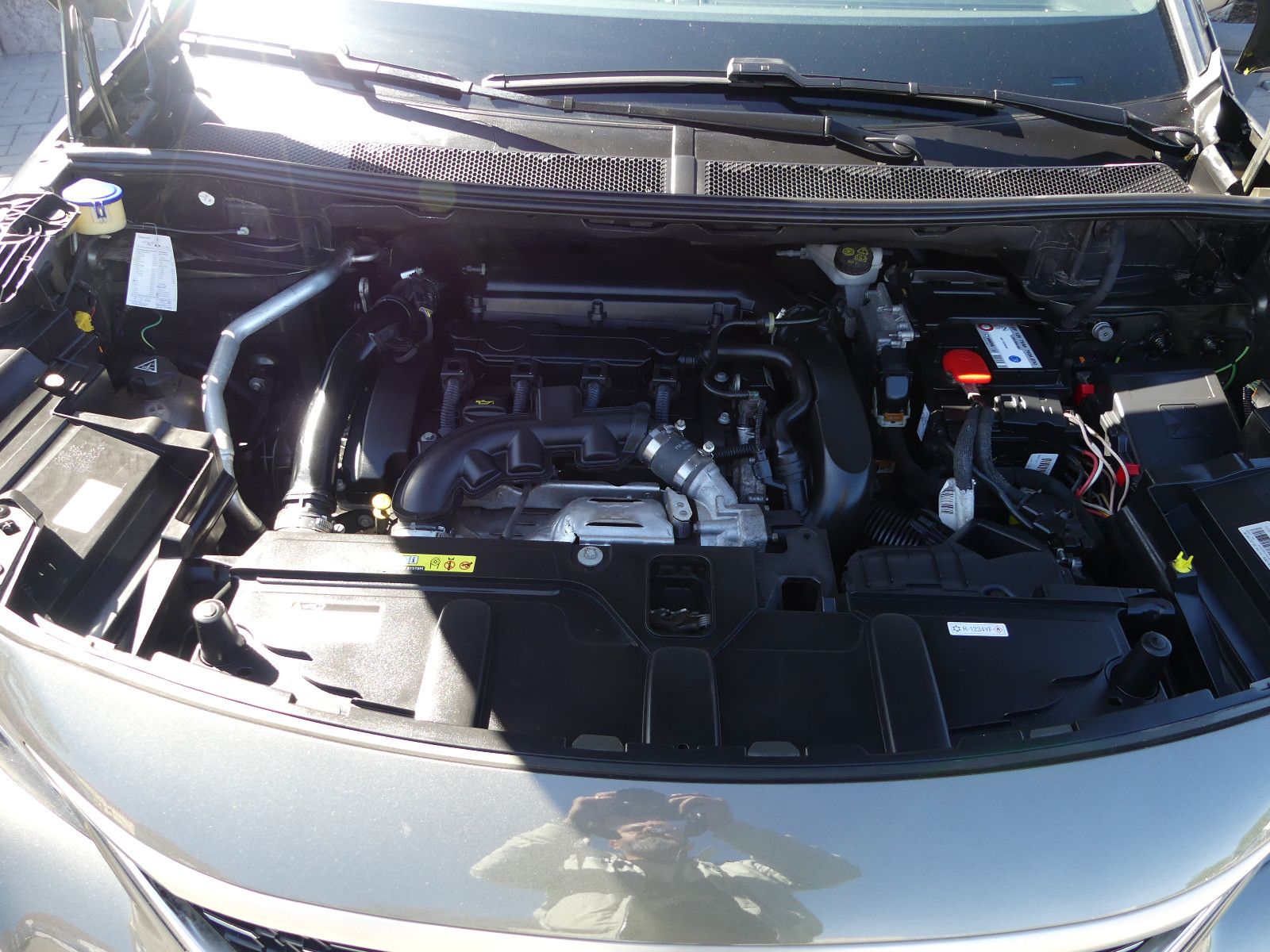 Fahrzeugabbildung Peugeot 3008 Allure"62TKM"AUTOMATIK"