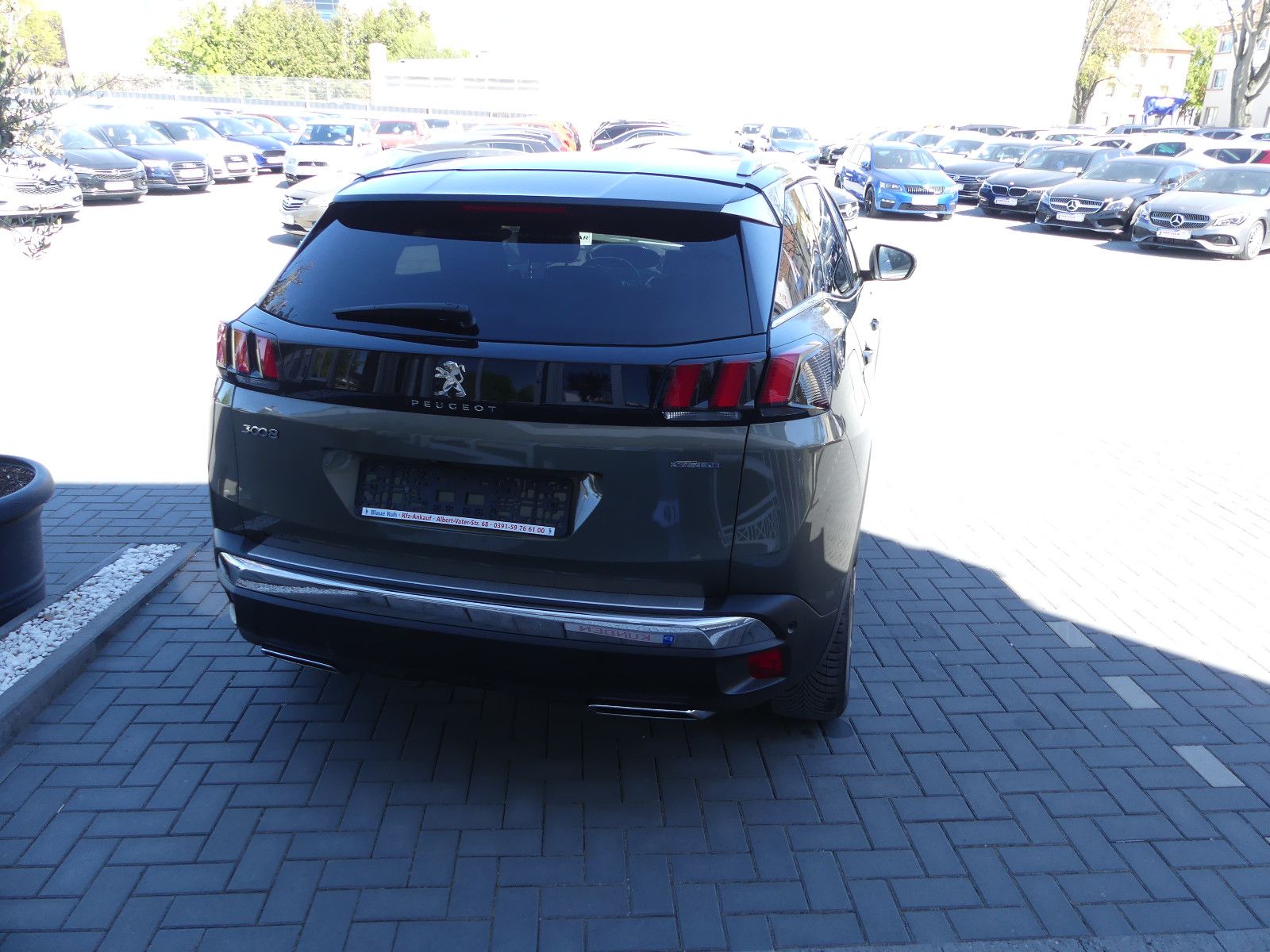 Fahrzeugabbildung Peugeot 3008 Allure"62TKM"AUTOMATIK"